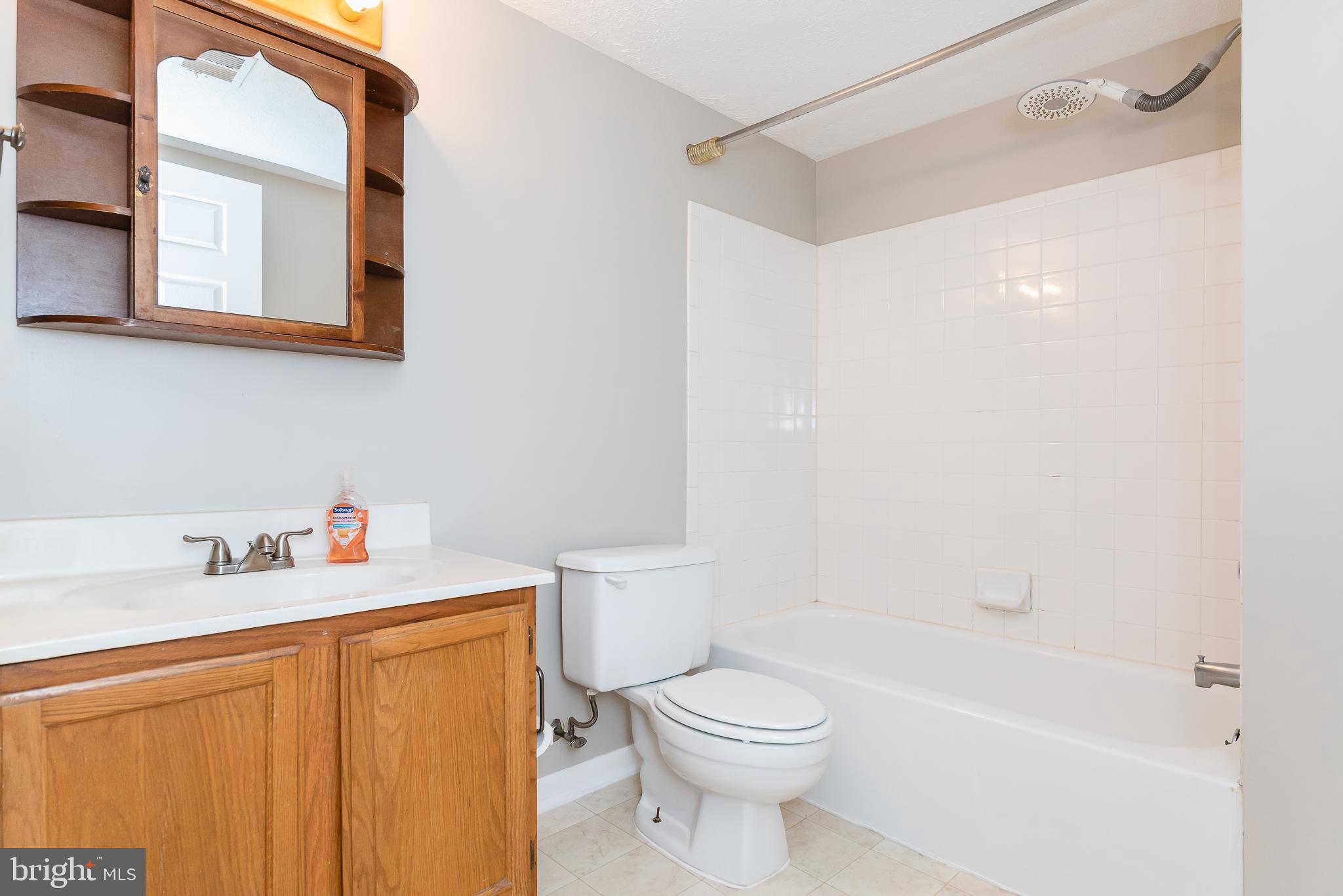 MAGNOLIA WOODS CONDOMINIUMS - Residential