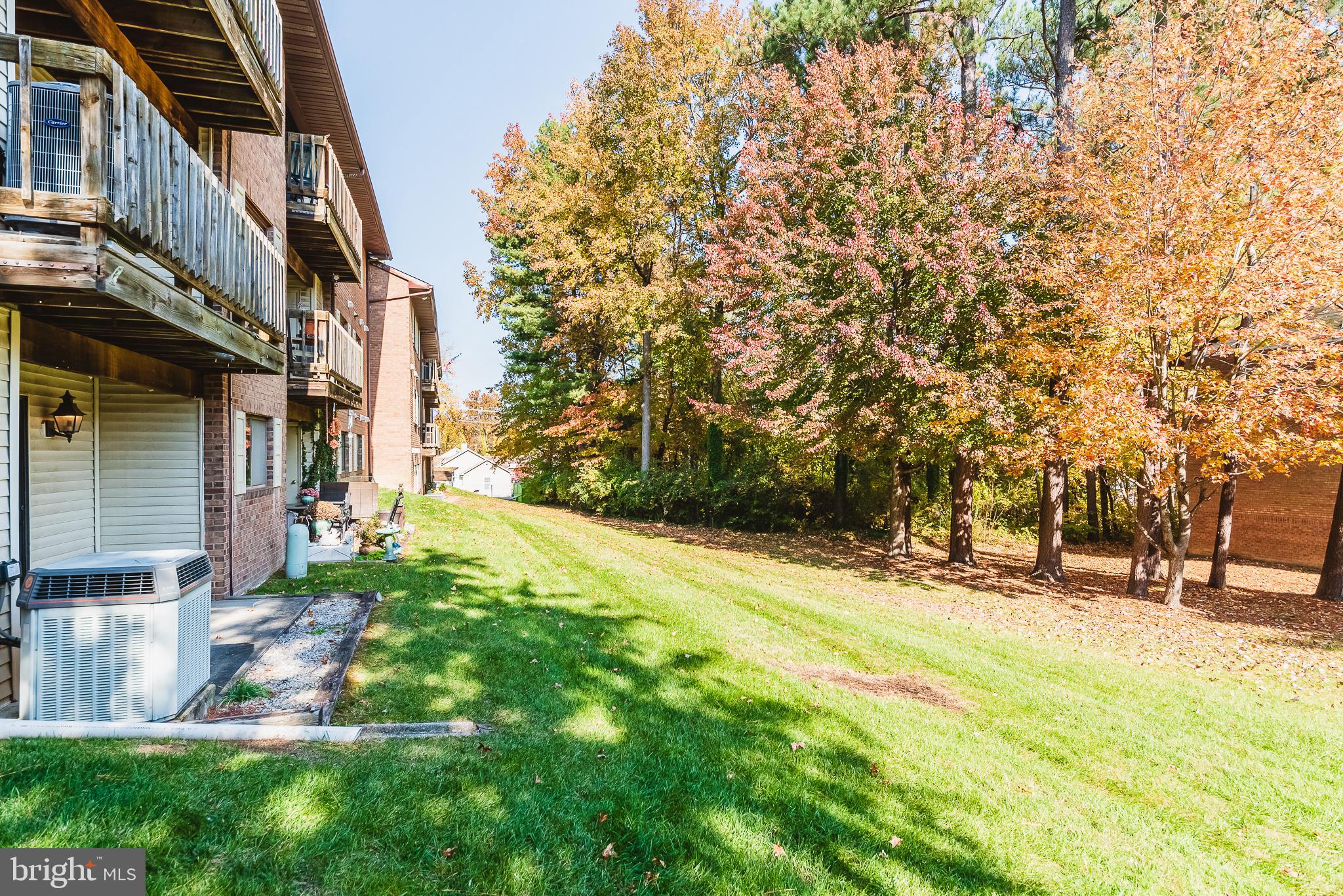 MAGNOLIA WOODS CONDOMINIUMS - Residential