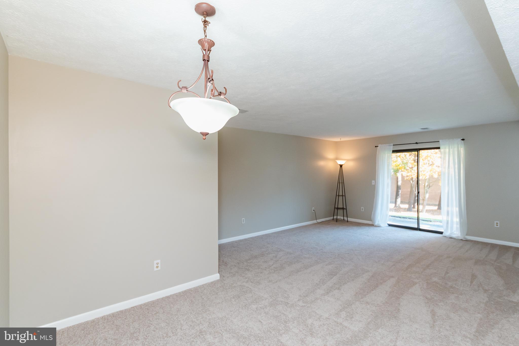 MAGNOLIA WOODS CONDOMINIUMS - Residential