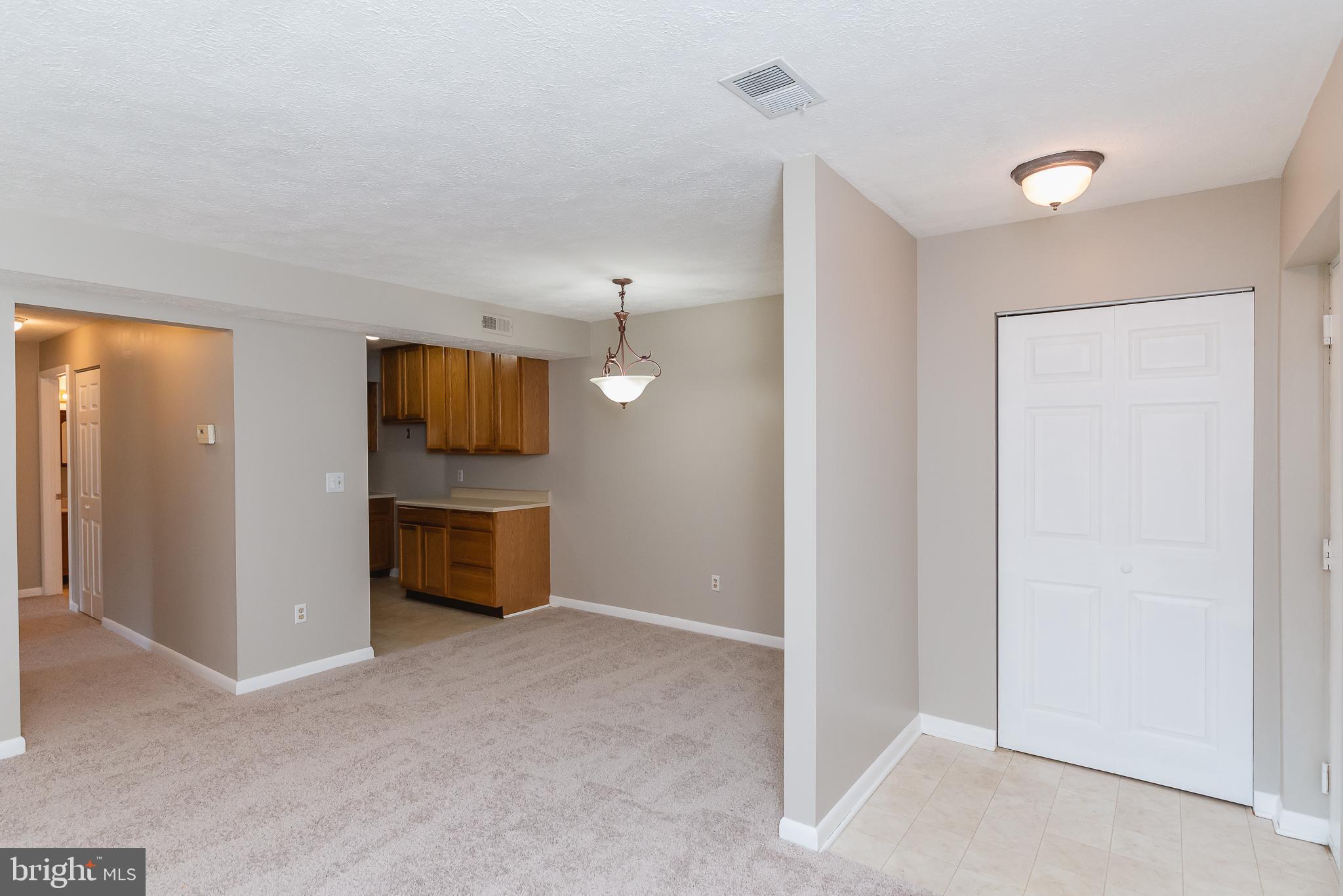 MAGNOLIA WOODS CONDOMINIUMS - Residential