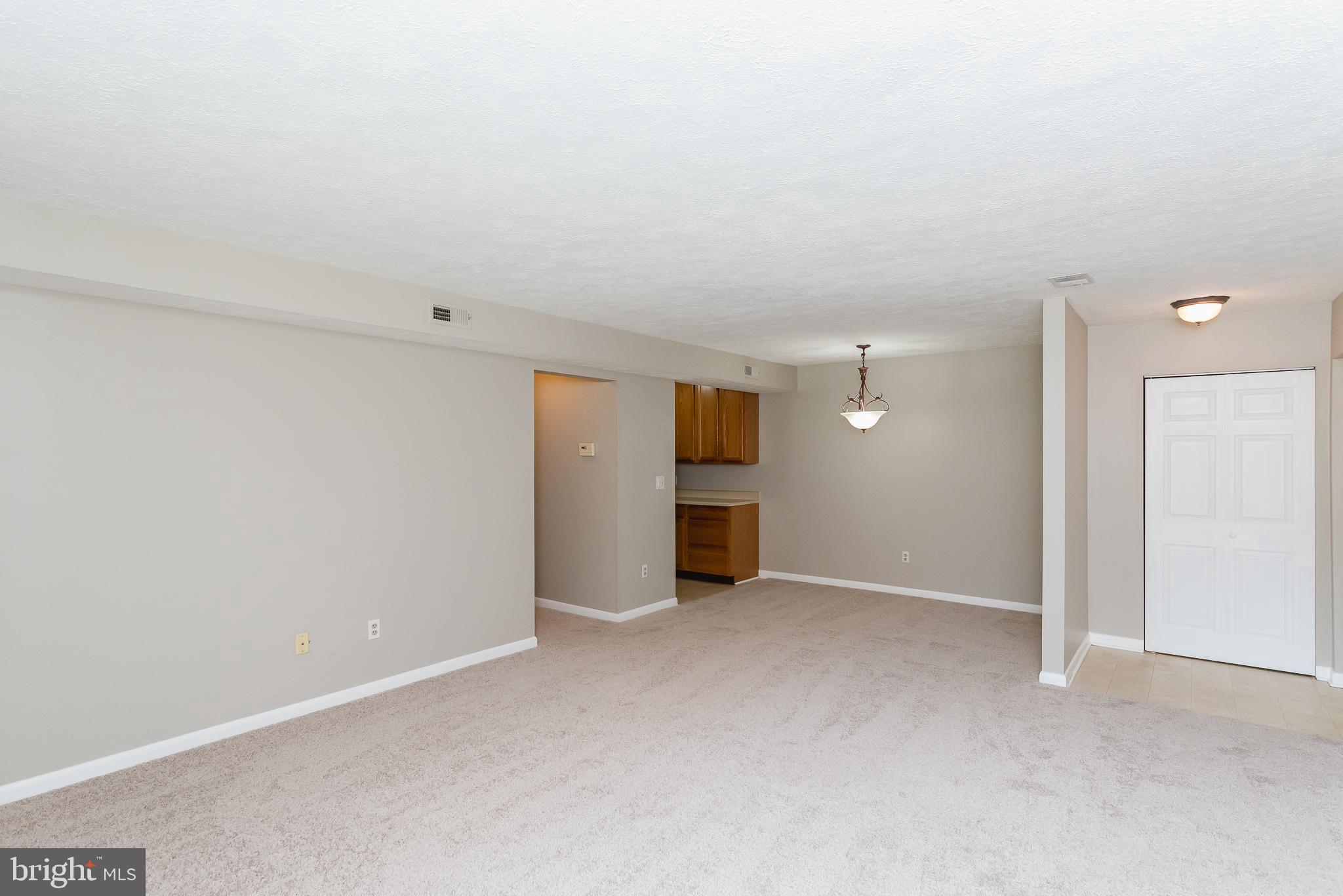 MAGNOLIA WOODS CONDOMINIUMS - Residential