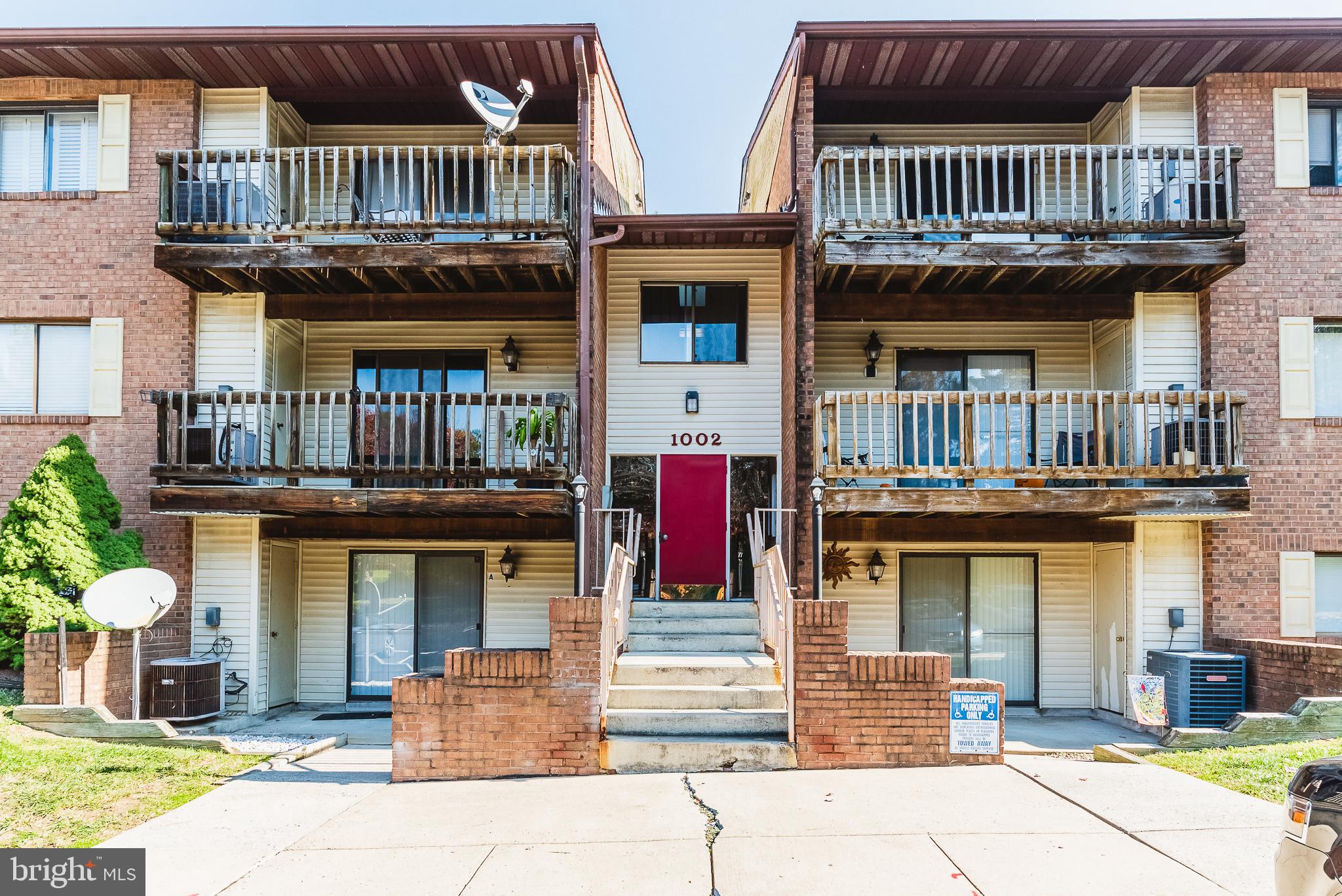 MAGNOLIA WOODS CONDOMINIUMS - Residential