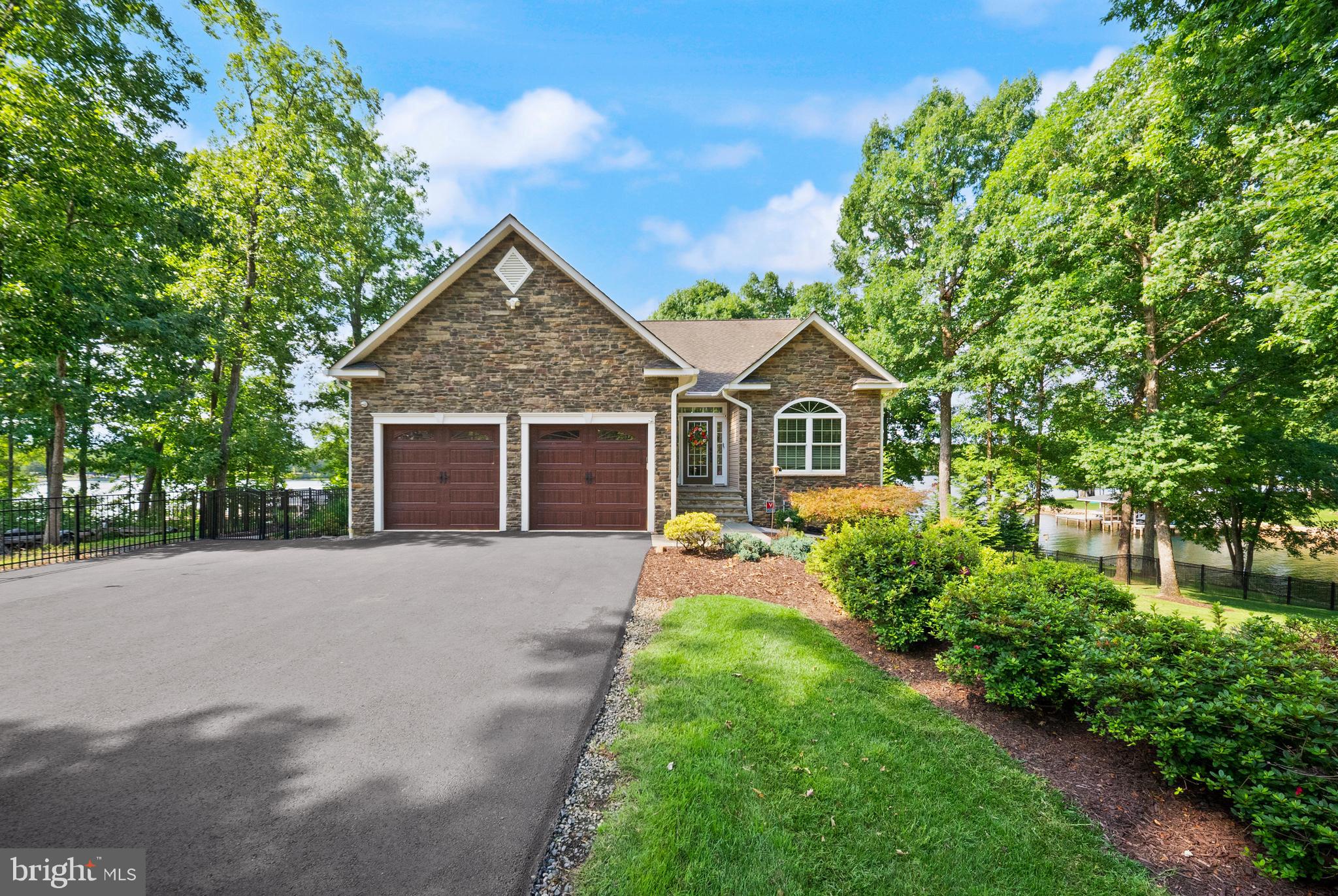 13420 BLACK WALNUT LANE