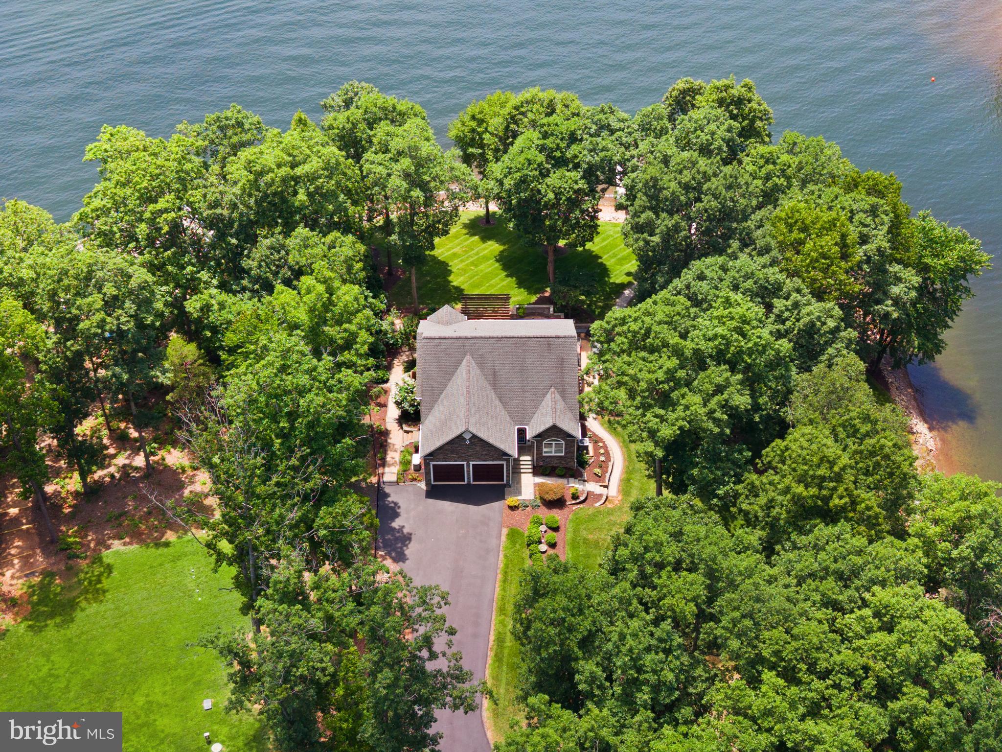 13420 BLACK WALNUT LANE