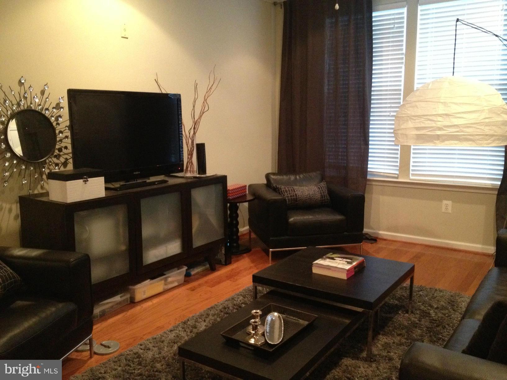 SAVOY AT RESTON TOWN CENTER - Residential Lease