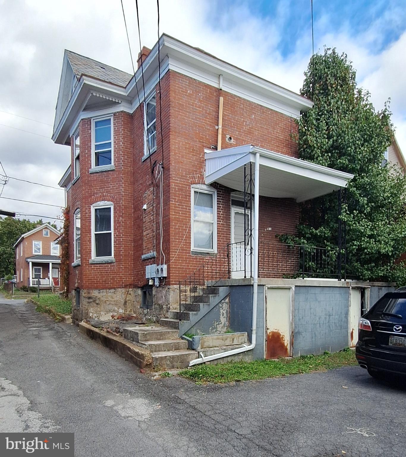 SOUTH END - Residential