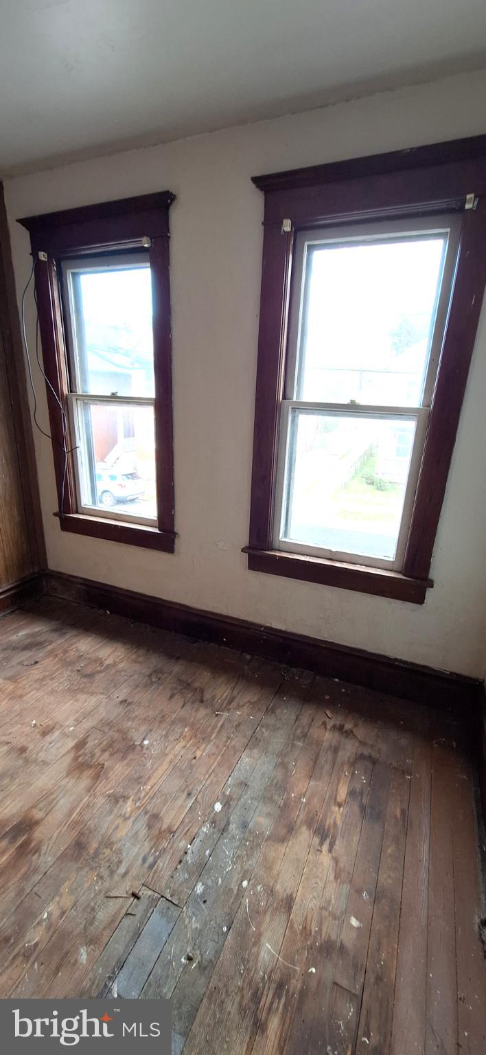 SOUTH END - Residential