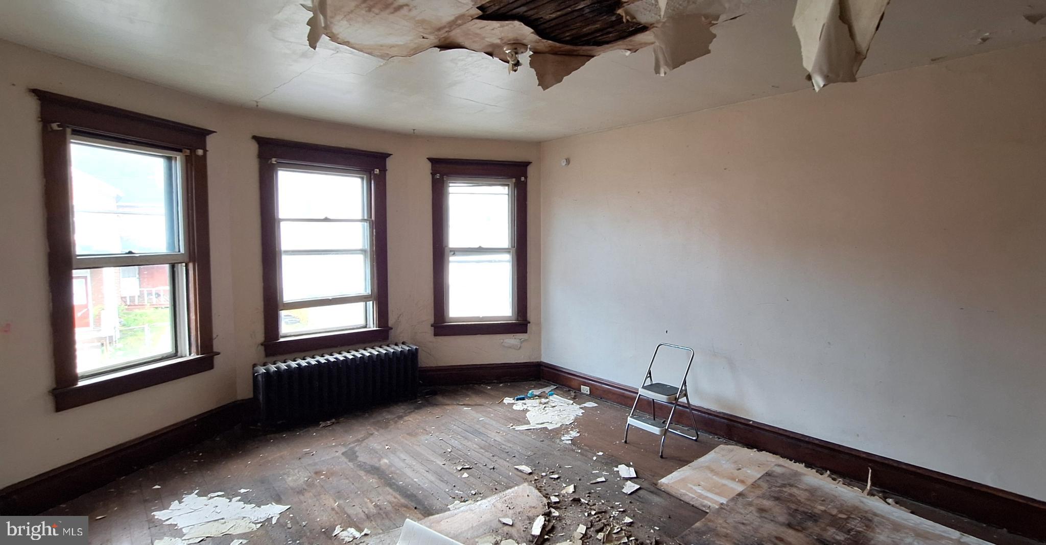 SOUTH END - Residential