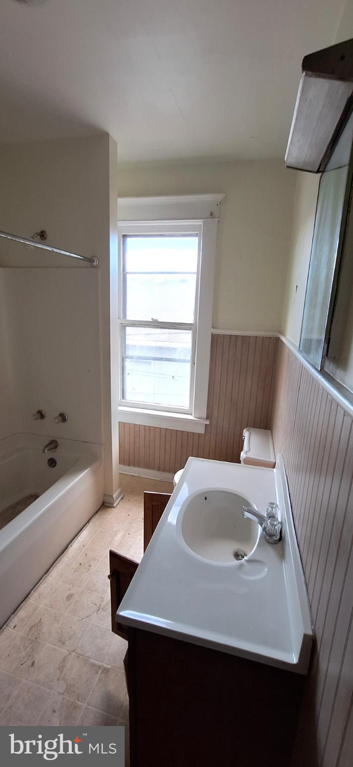 SOUTH END - Residential