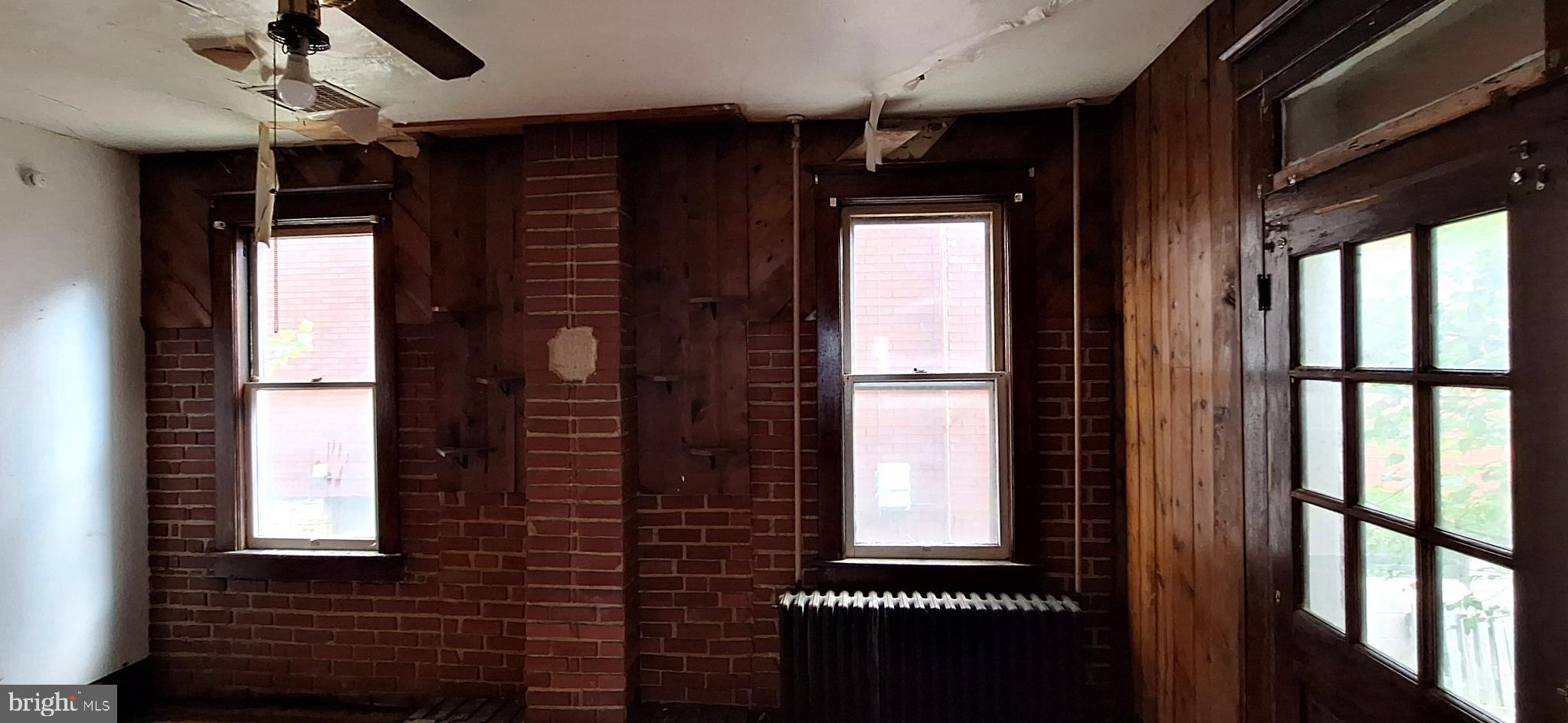 SOUTH END - Residential