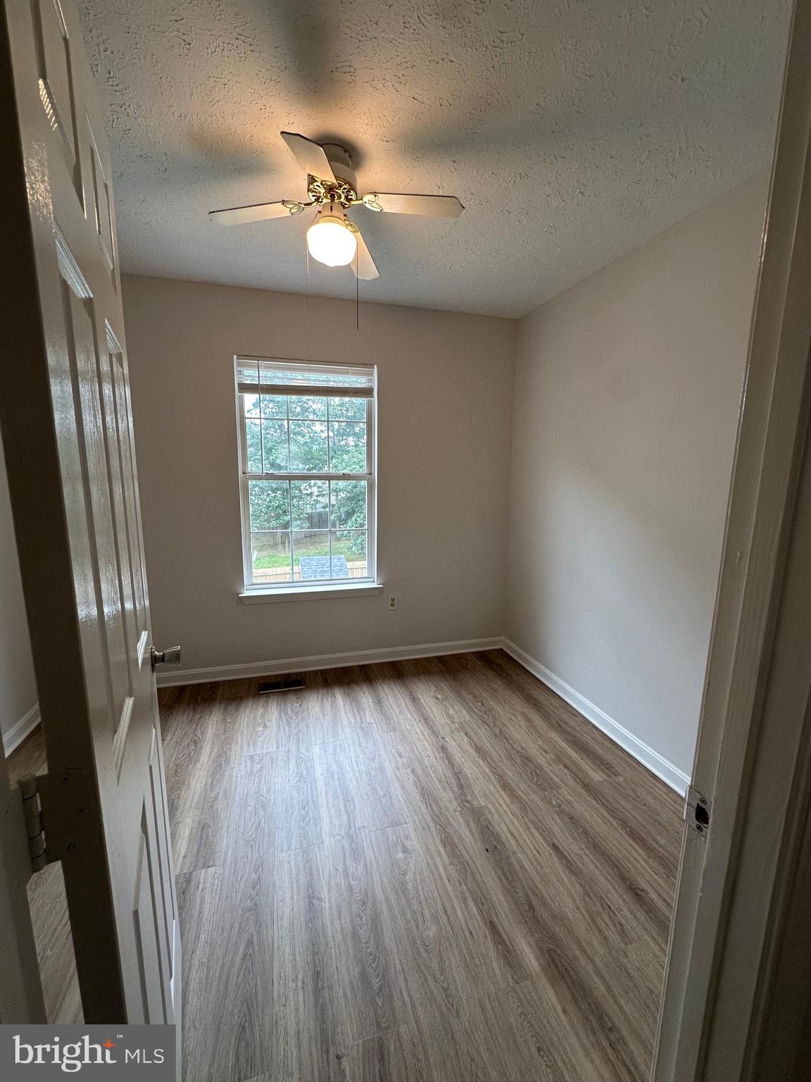 VILLAGE AT SHERANDO - Residential Lease