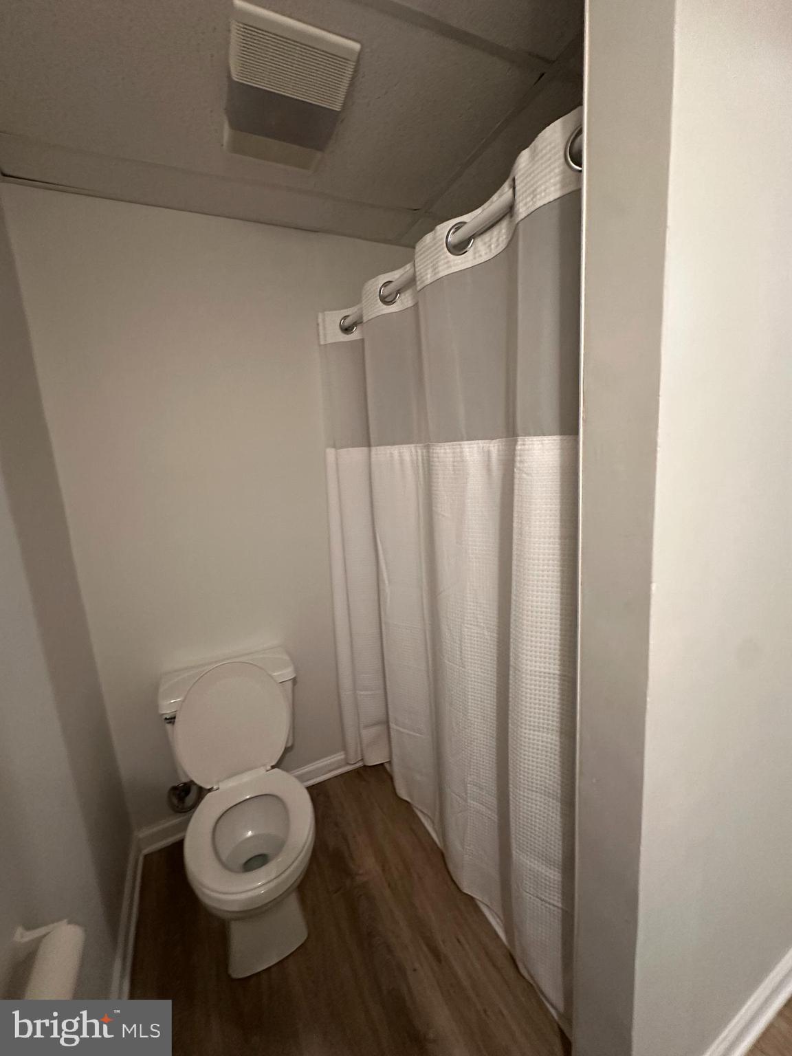 VILLAGE AT SHERANDO - Residential Lease