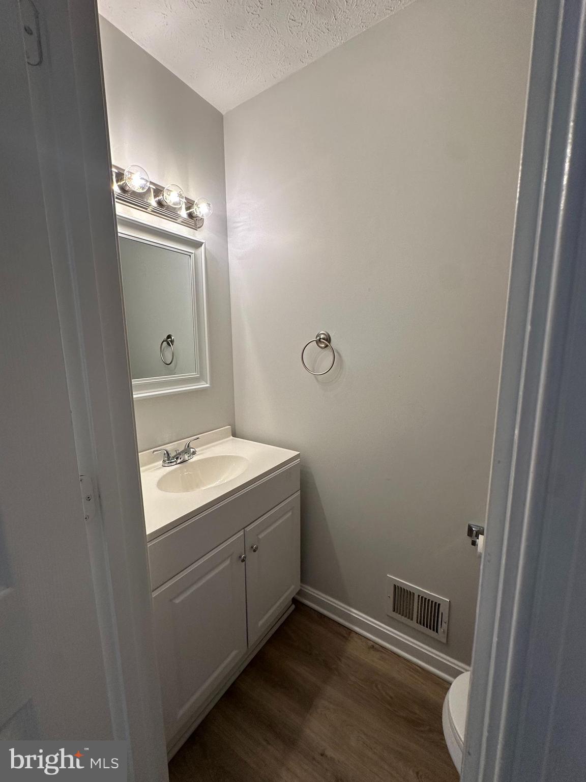 VILLAGE AT SHERANDO - Residential Lease