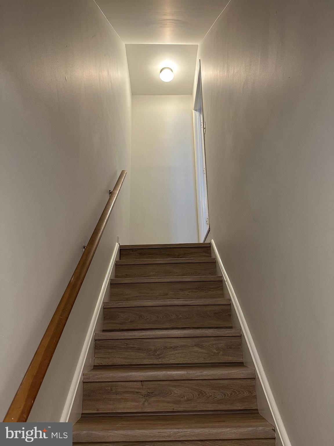 VILLAGE AT SHERANDO - Residential Lease