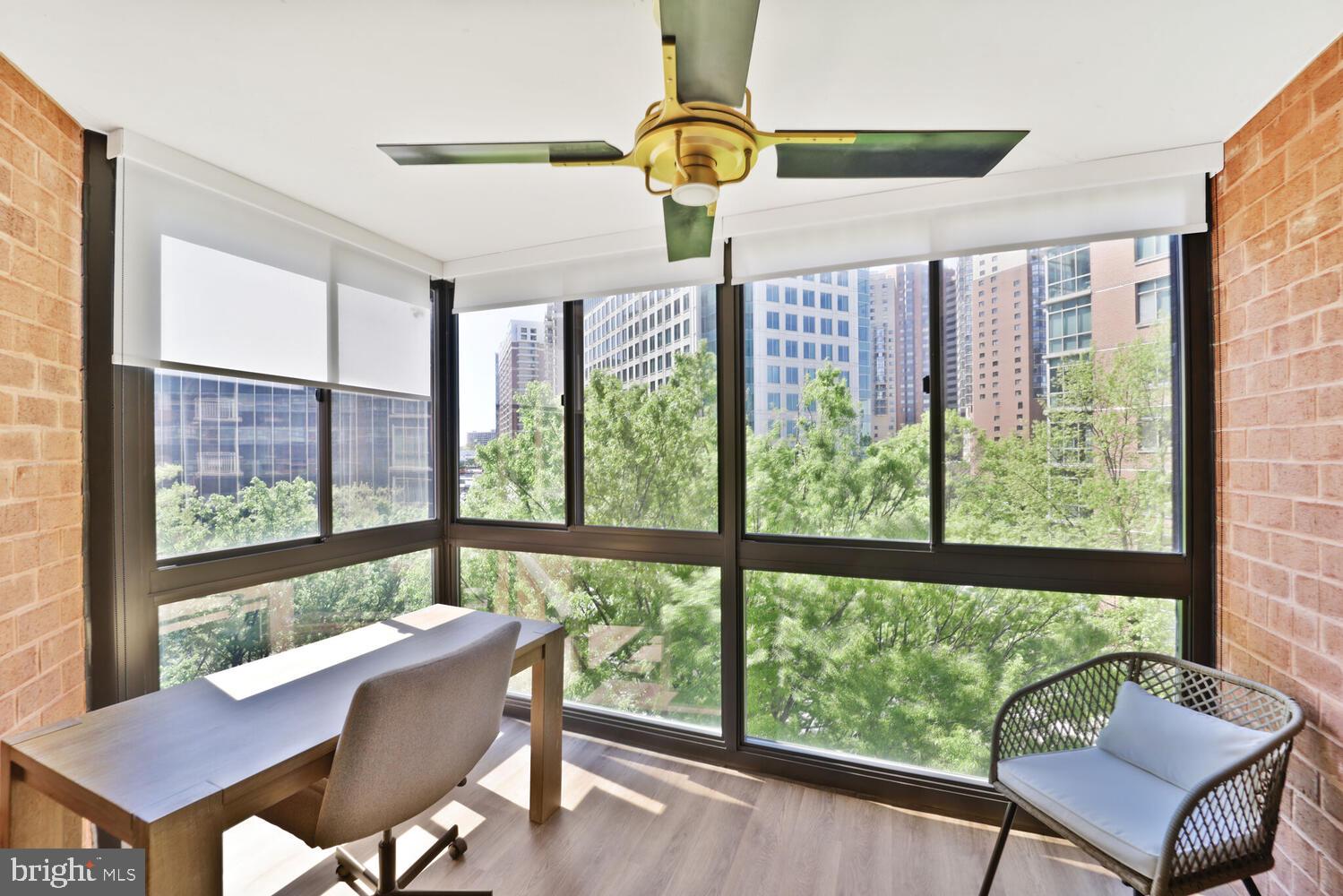 EASTVIEW AT BALLSTON METRO - Residential