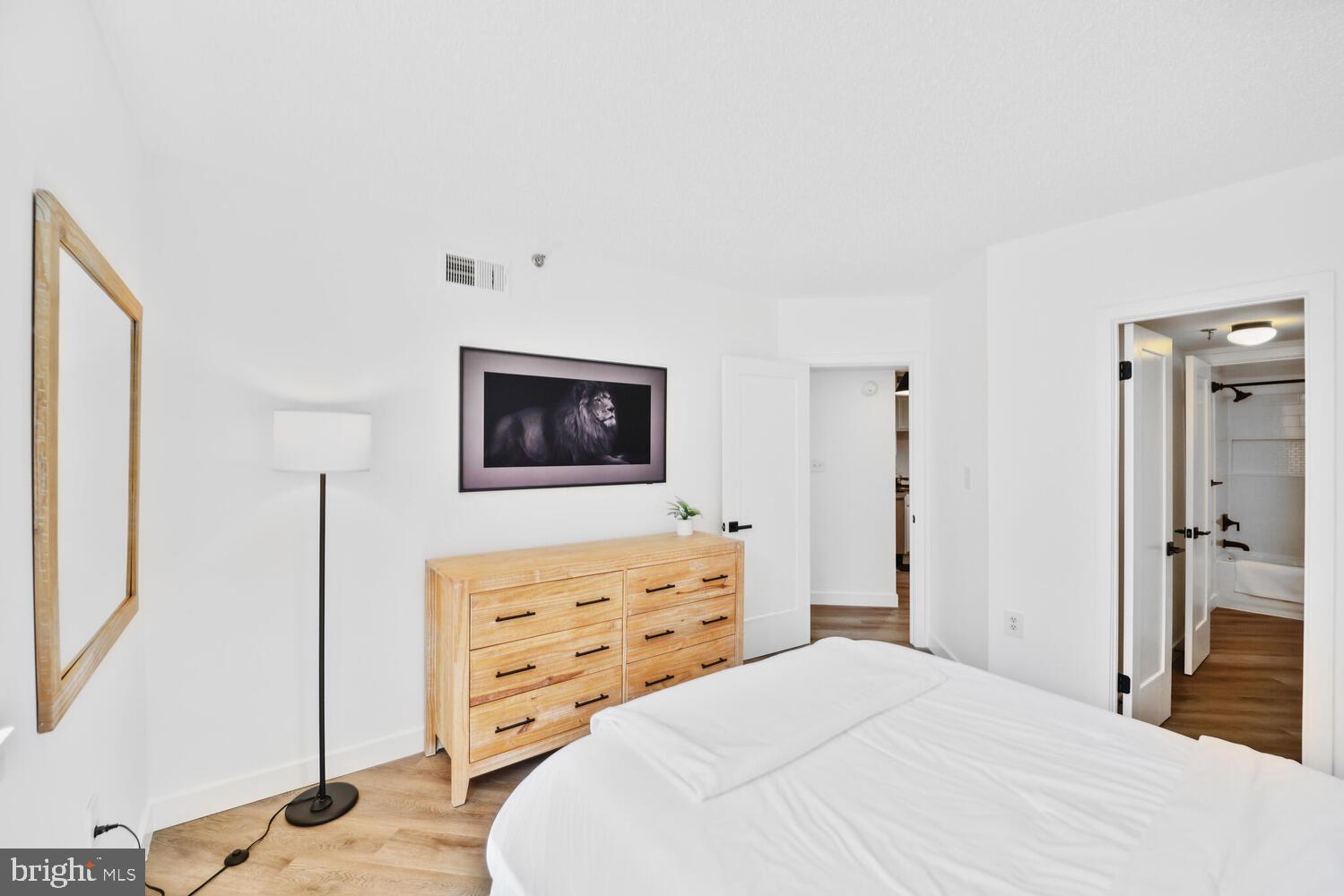 EASTVIEW AT BALLSTON METRO - Residential