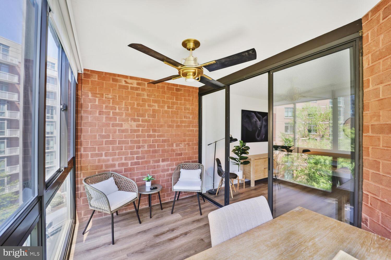 EASTVIEW AT BALLSTON METRO - Residential