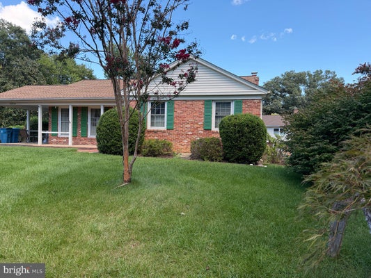 10924 SPURLOCK CT, FAIRFAX, VA 22032 - Image 9d33aaaad55d4a7b7bd4d4bbbc581f8d/2756498176