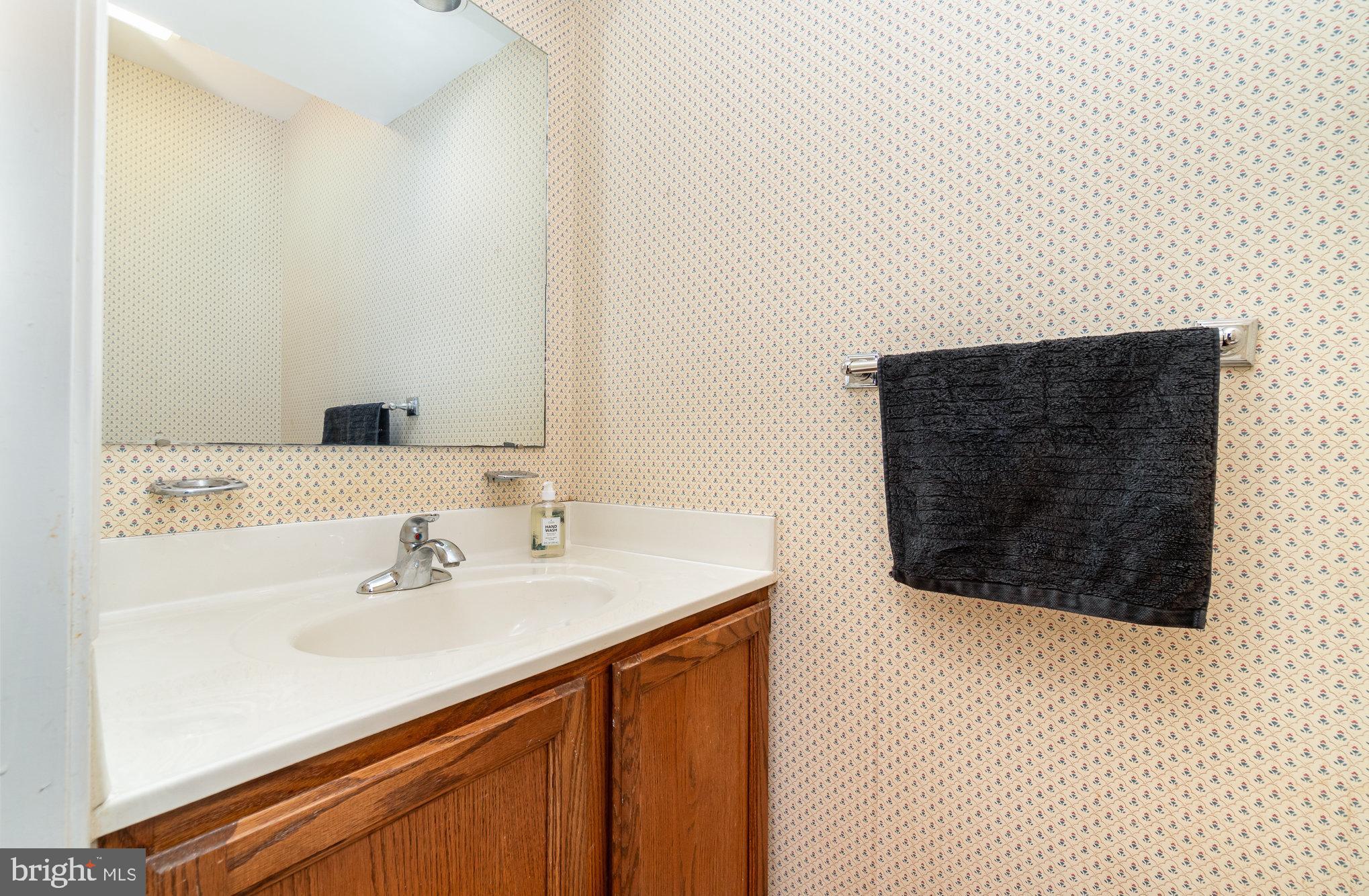 DUKE STREET COMMONS - Residential