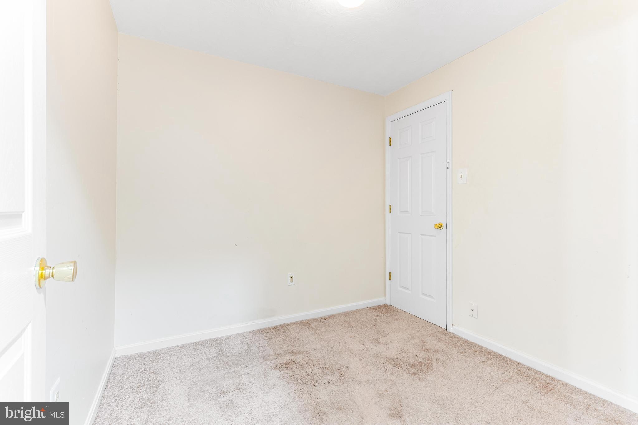 HICKORY OVERLOOK - Residential