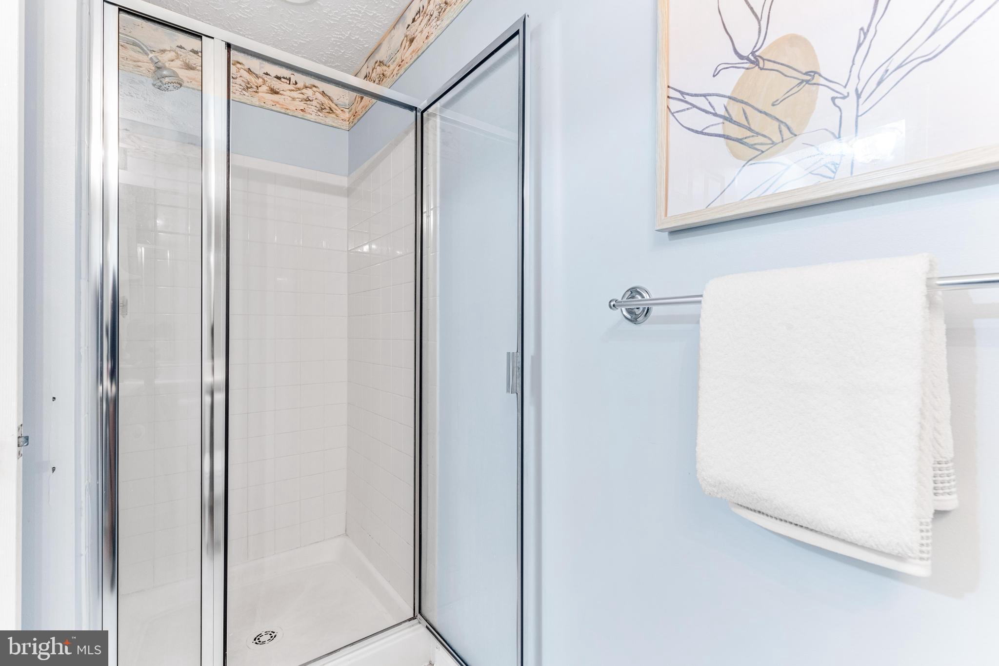 HICKORY OVERLOOK - Residential