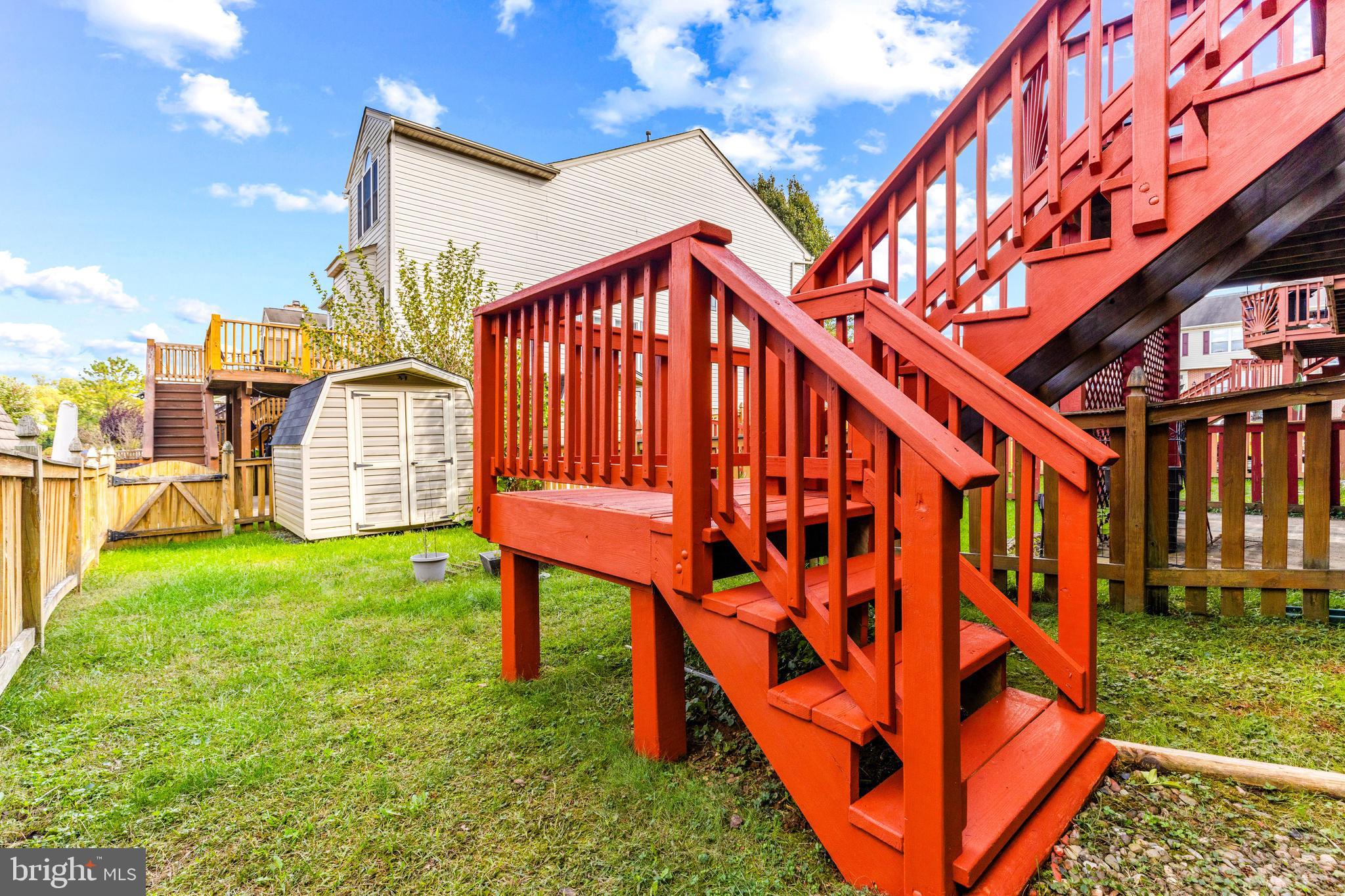 HICKORY OVERLOOK - Residential