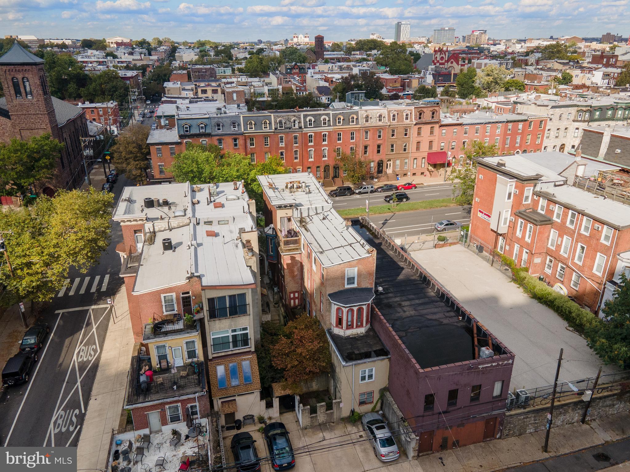 FAIRMOUNT - Residential Income