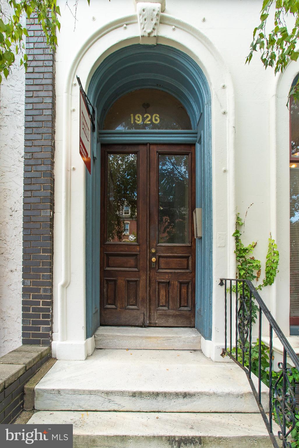 FAIRMOUNT - Residential Income
