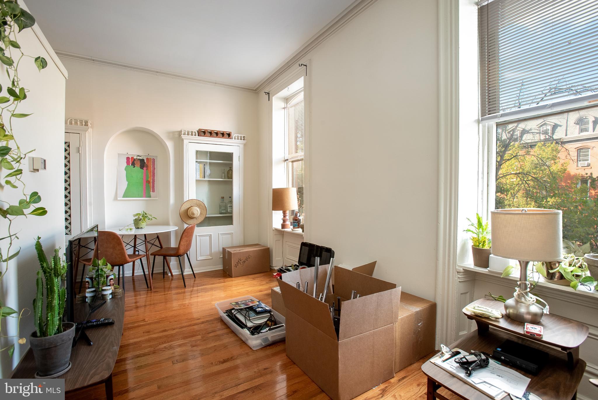 FAIRMOUNT - Residential Income