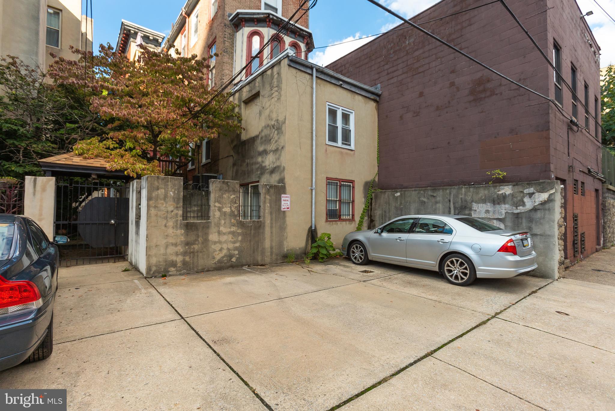 FAIRMOUNT - Residential Income