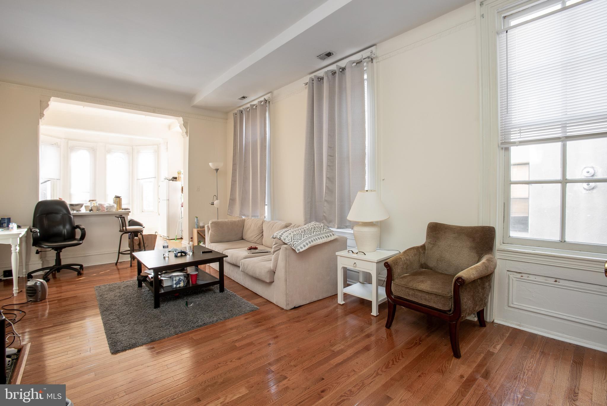 FAIRMOUNT - Residential Income