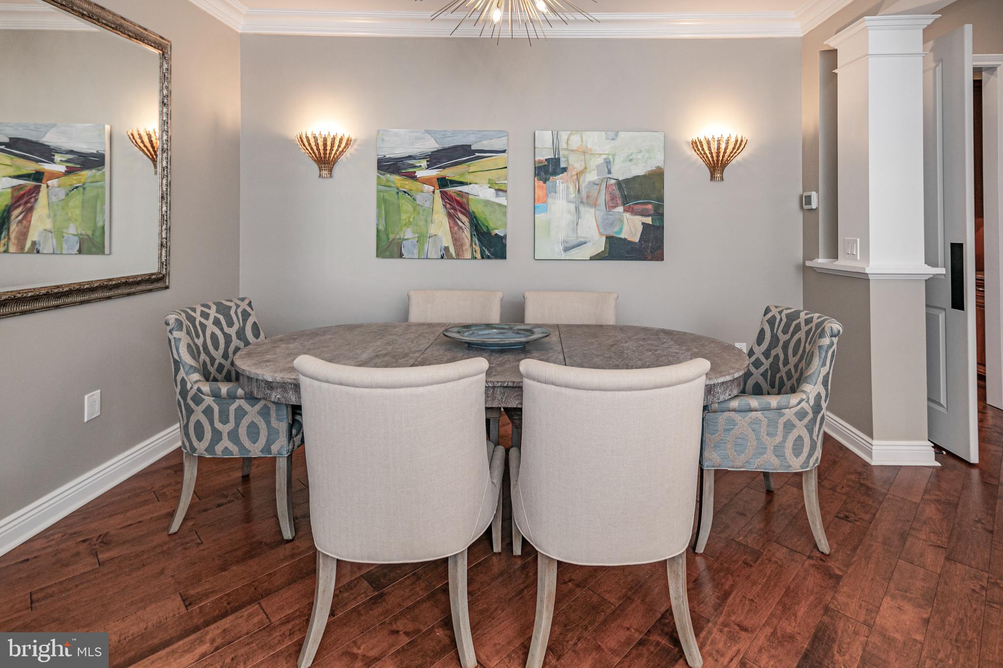 PALMER SQUARE - Residential