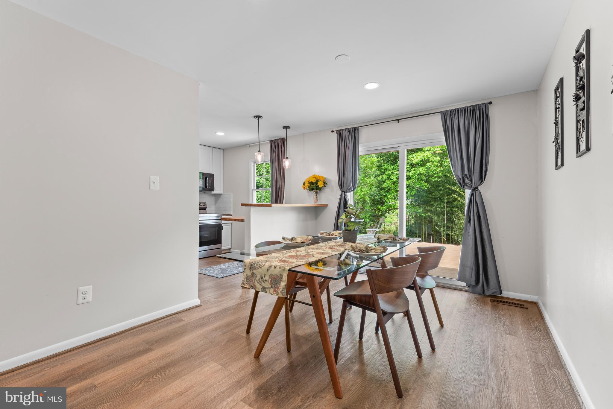 SOMERSET - Residential