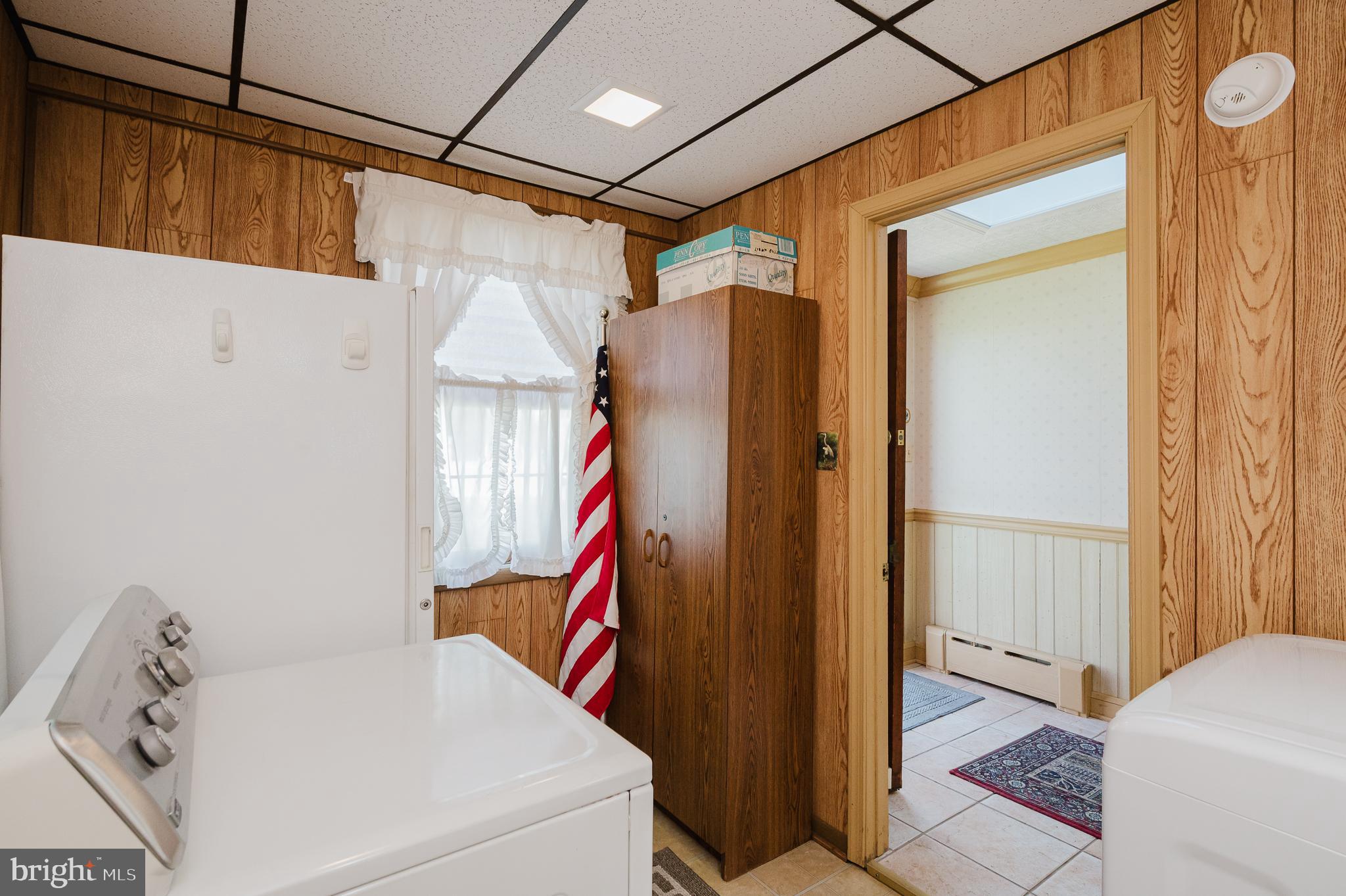 MIDDLE RIVER - Residential