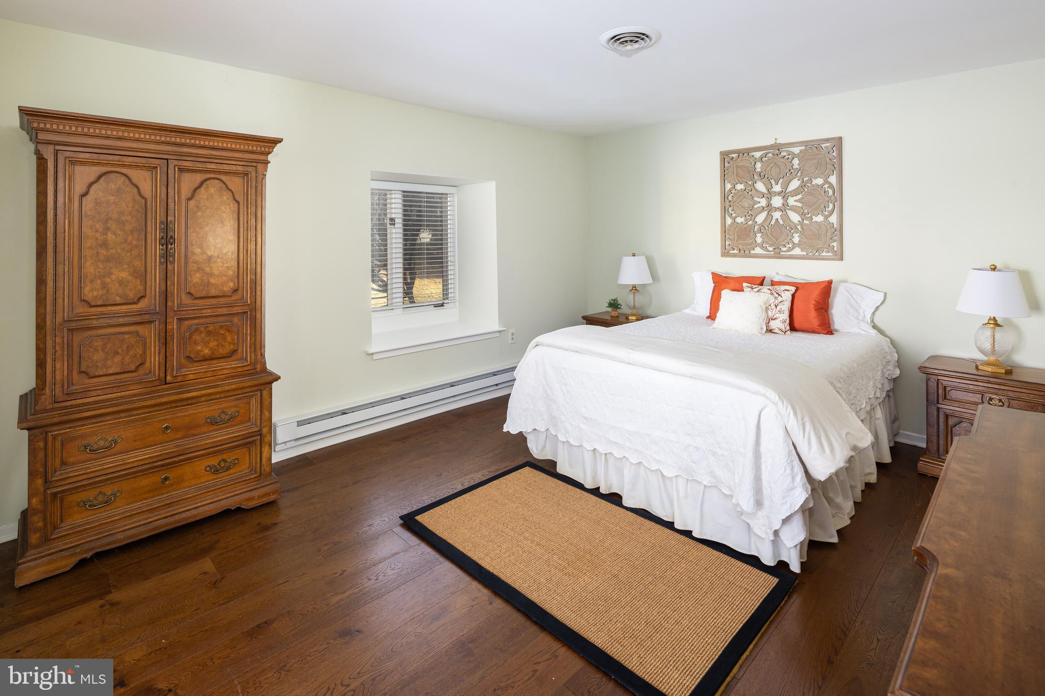 HERSHEYS MILL - Residential