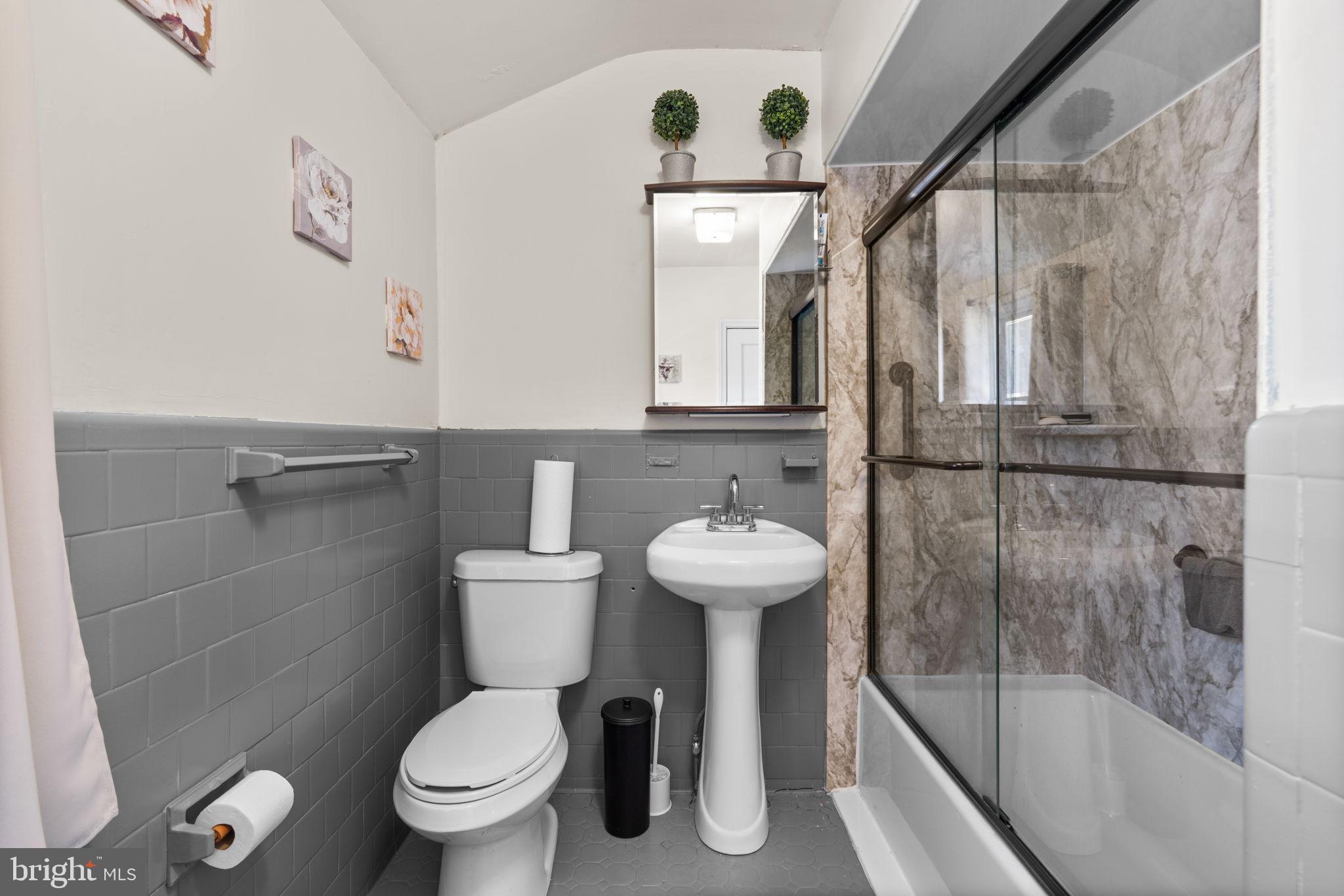 GWYNN OAK - Residential