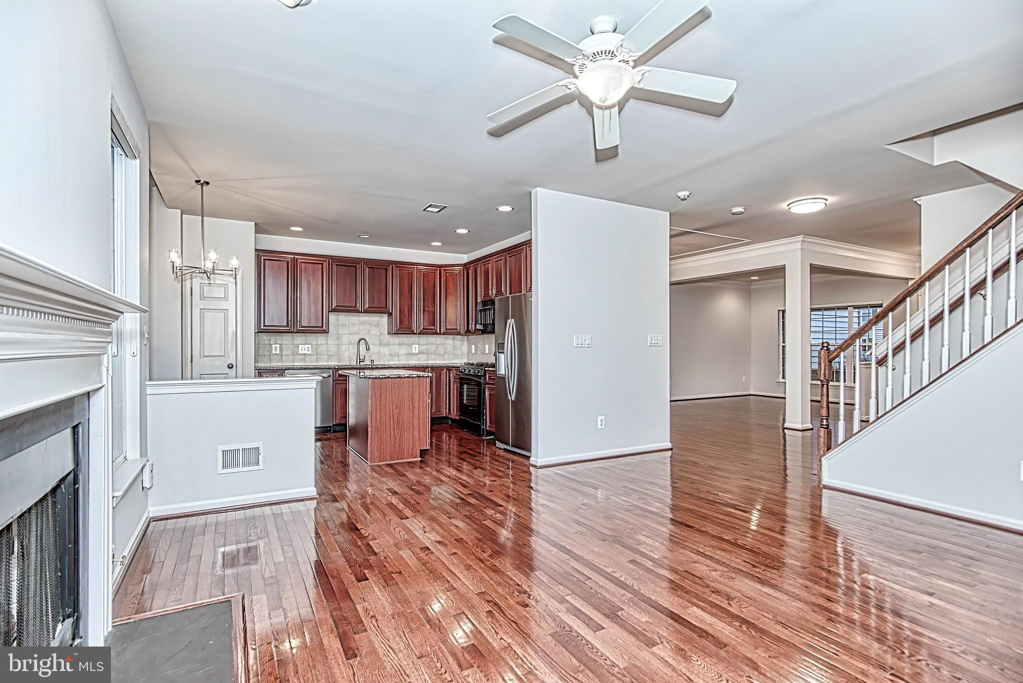 BELMONT COUNTRY CLUB - Residential Lease