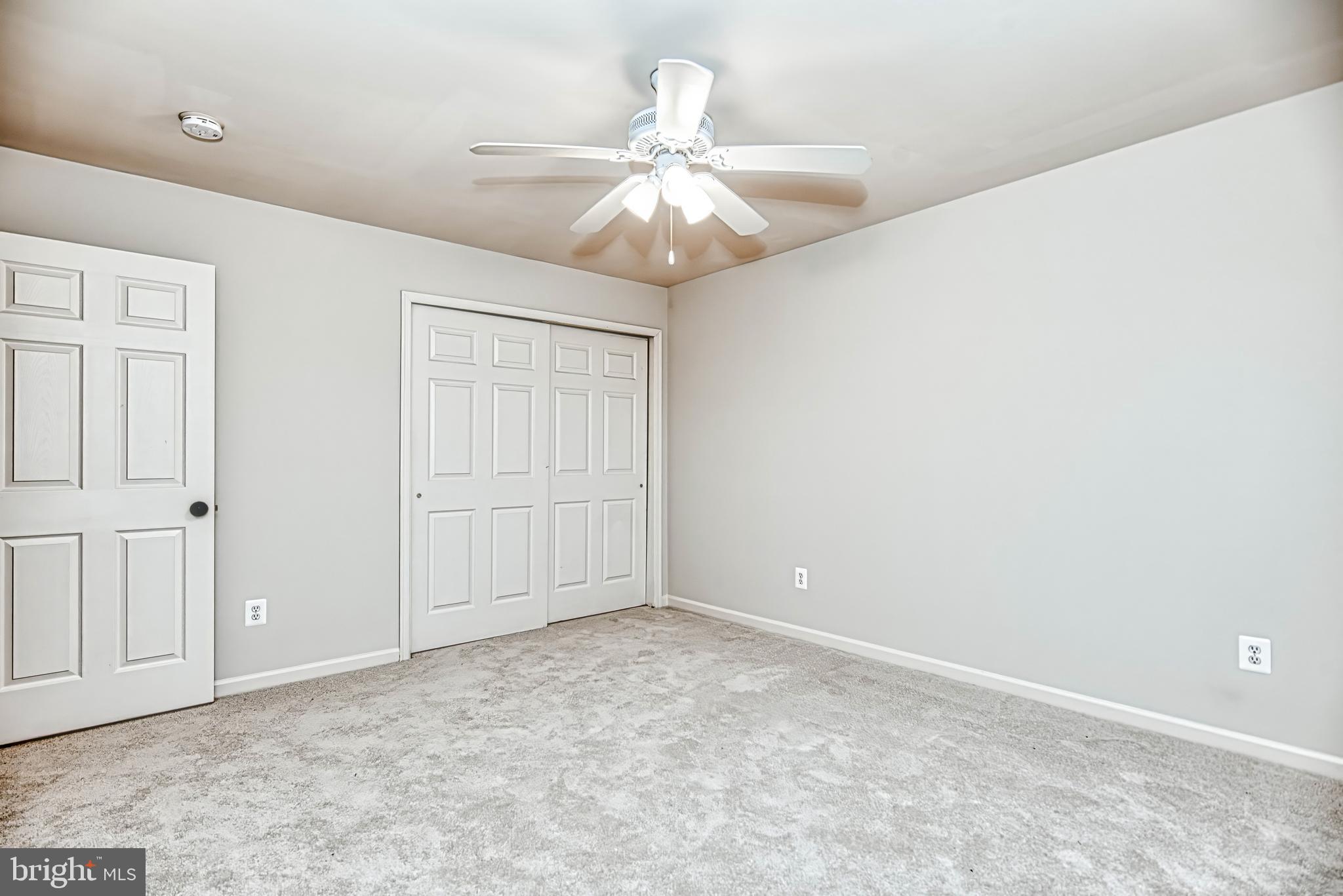 BELMONT COUNTRY CLUB - Residential Lease