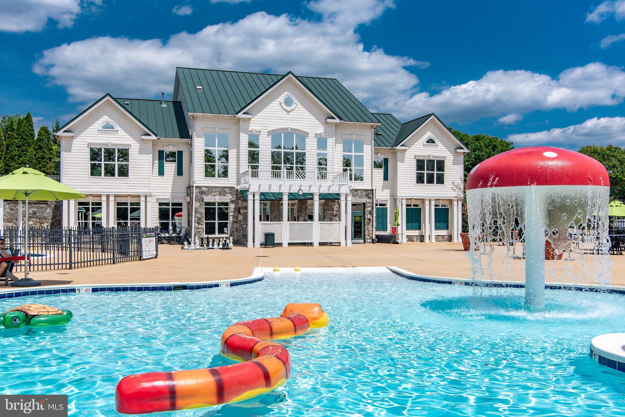 BELMONT COUNTRY CLUB - Residential Lease