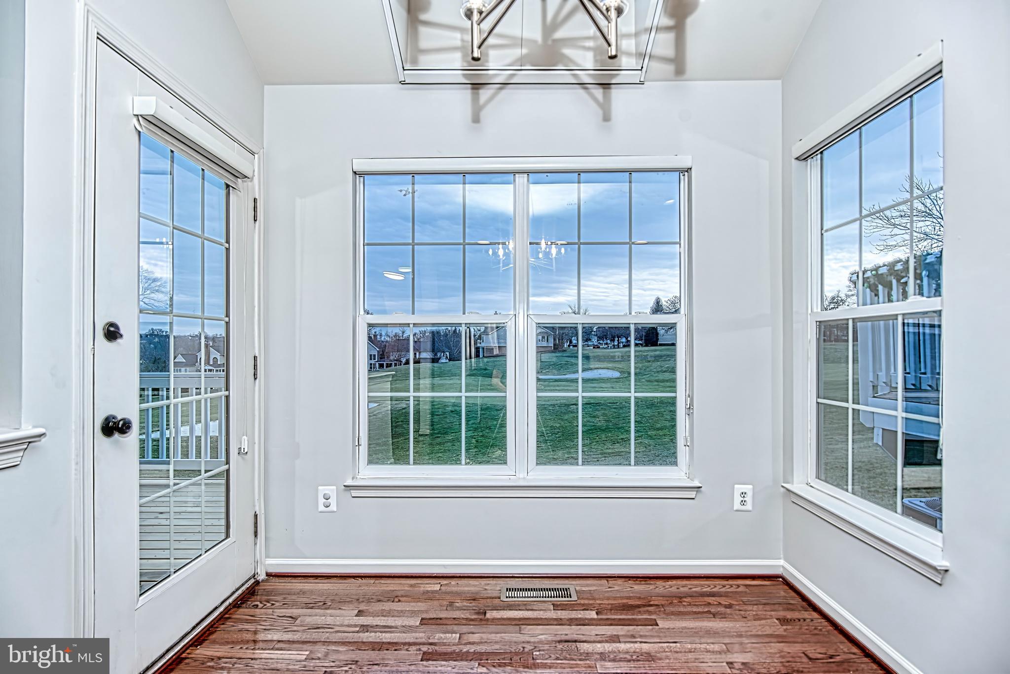 BELMONT COUNTRY CLUB - Residential Lease