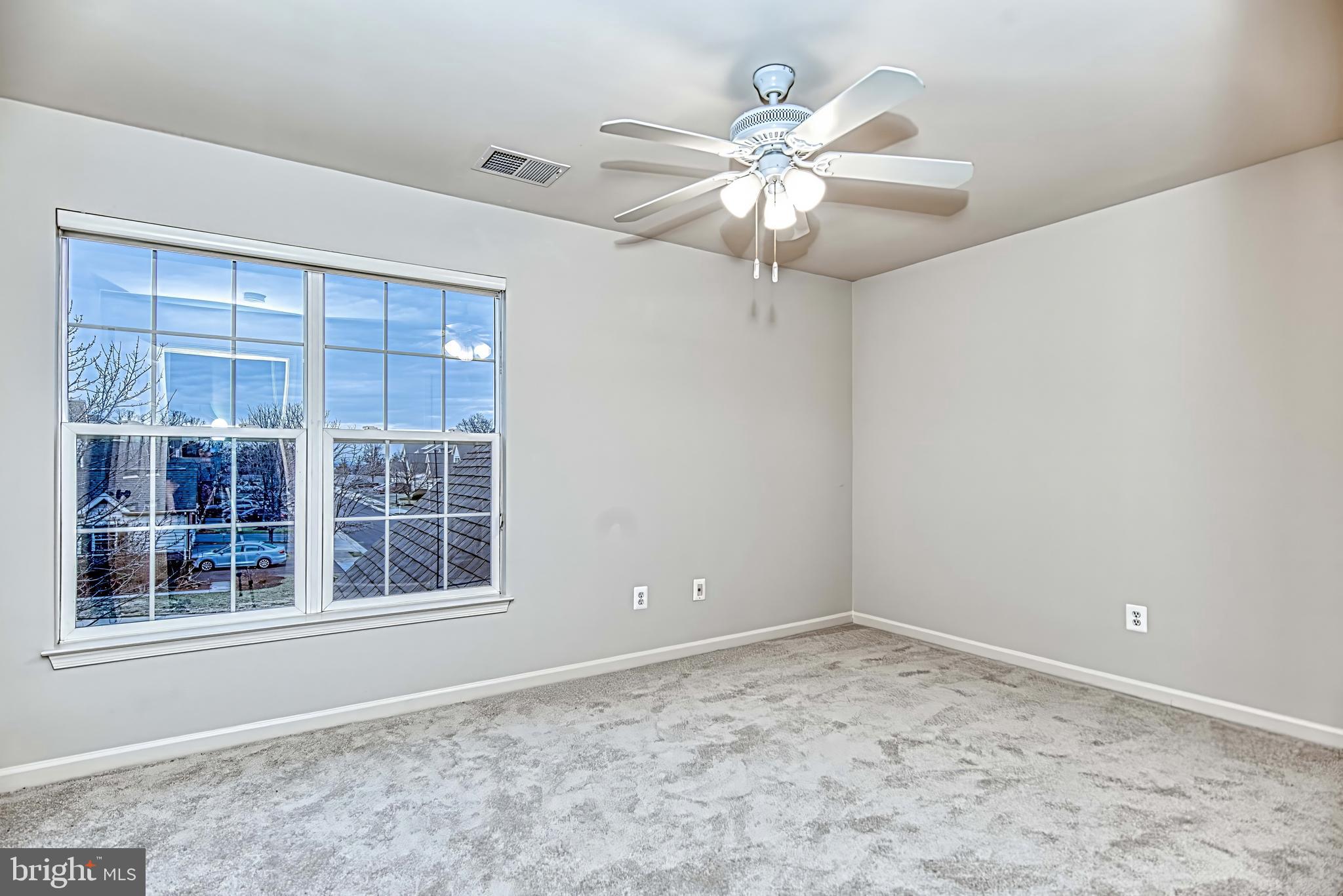 BELMONT COUNTRY CLUB - Residential Lease