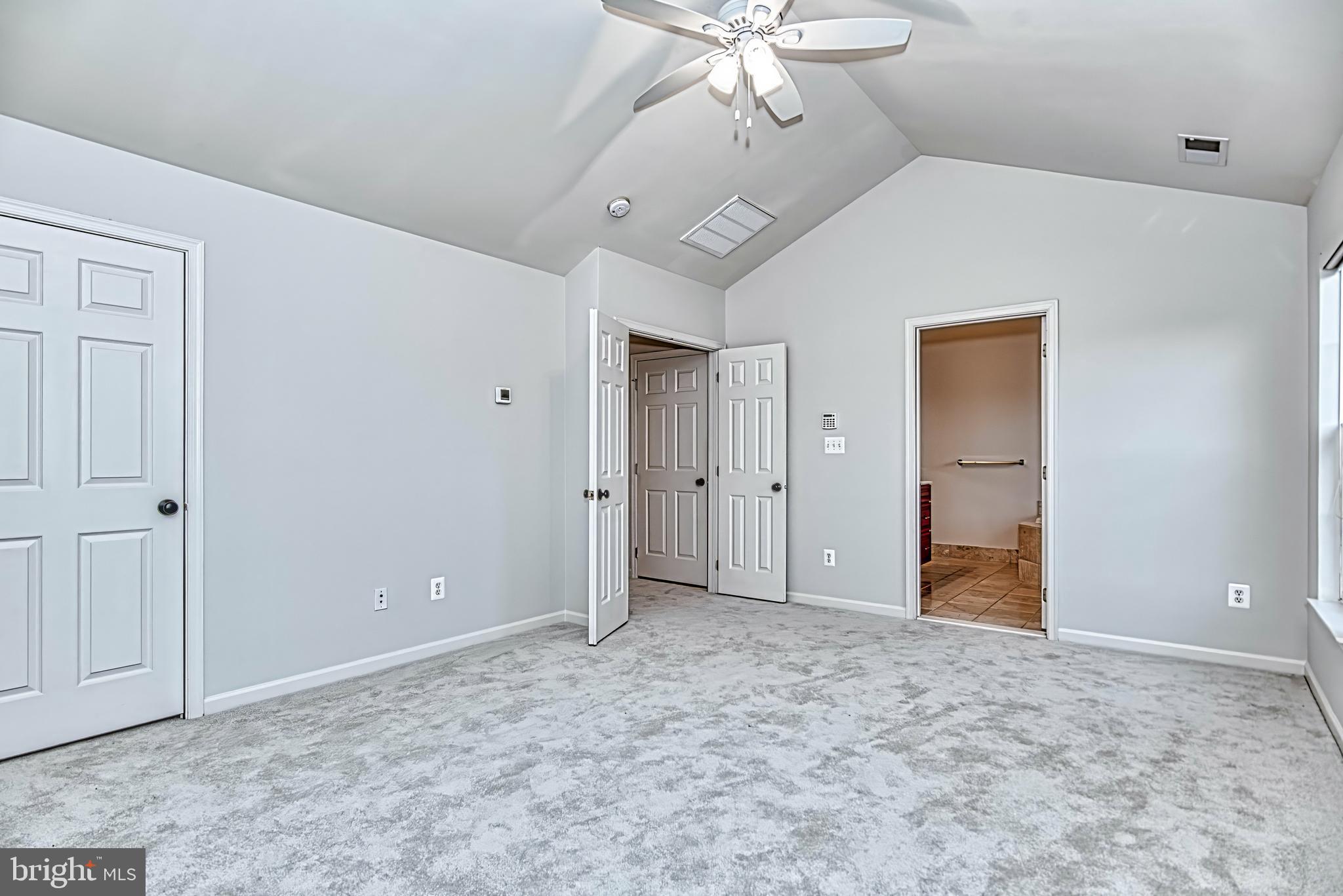 BELMONT COUNTRY CLUB - Residential Lease