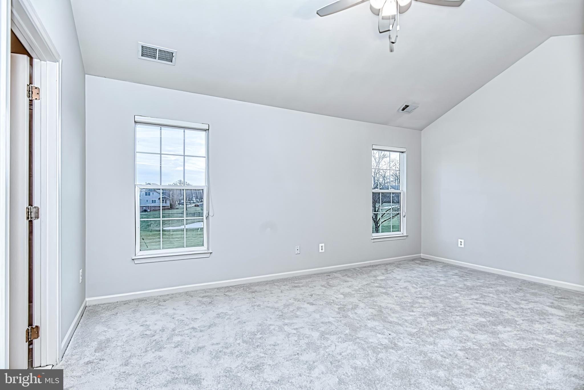 BELMONT COUNTRY CLUB - Residential Lease