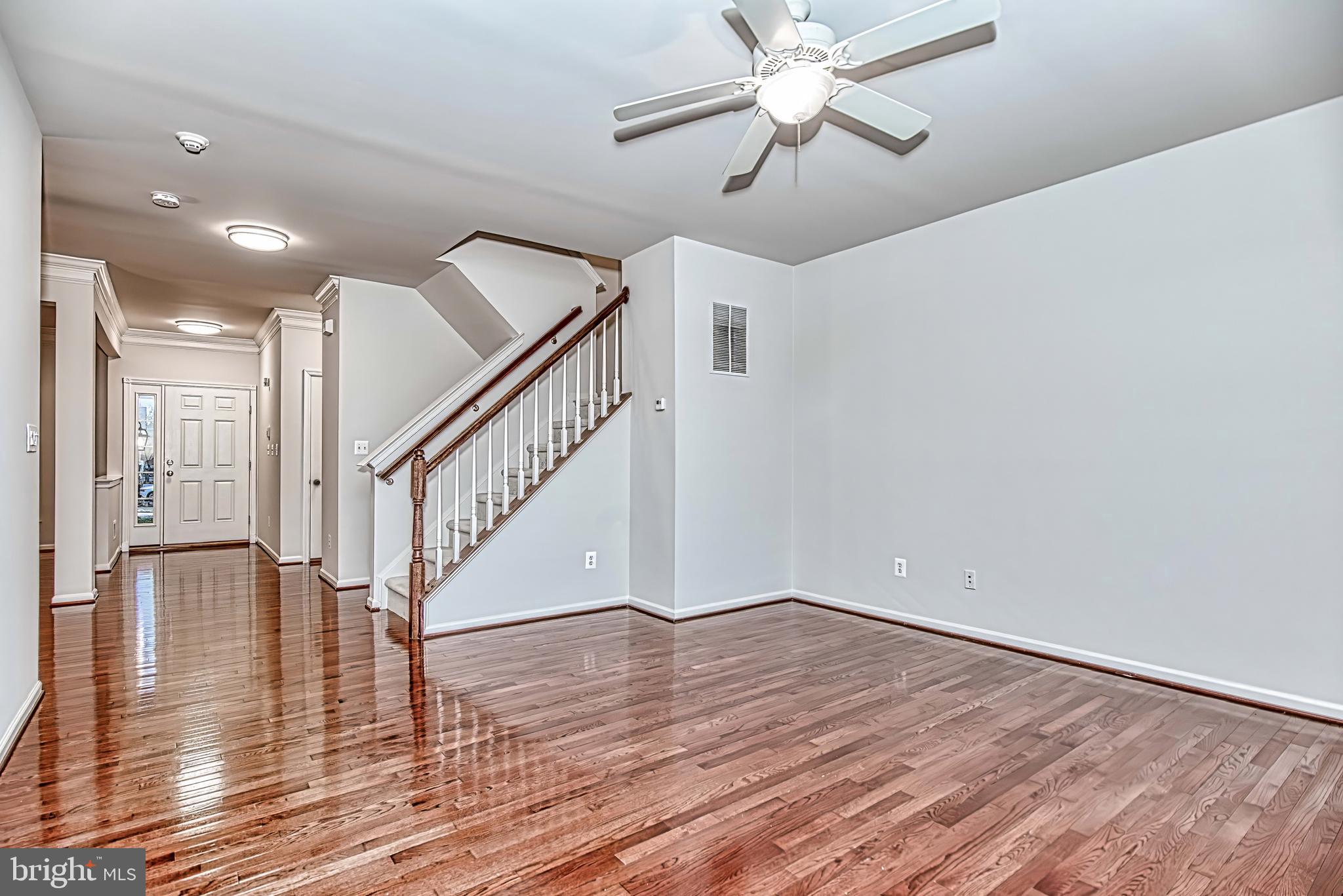 BELMONT COUNTRY CLUB - Residential Lease