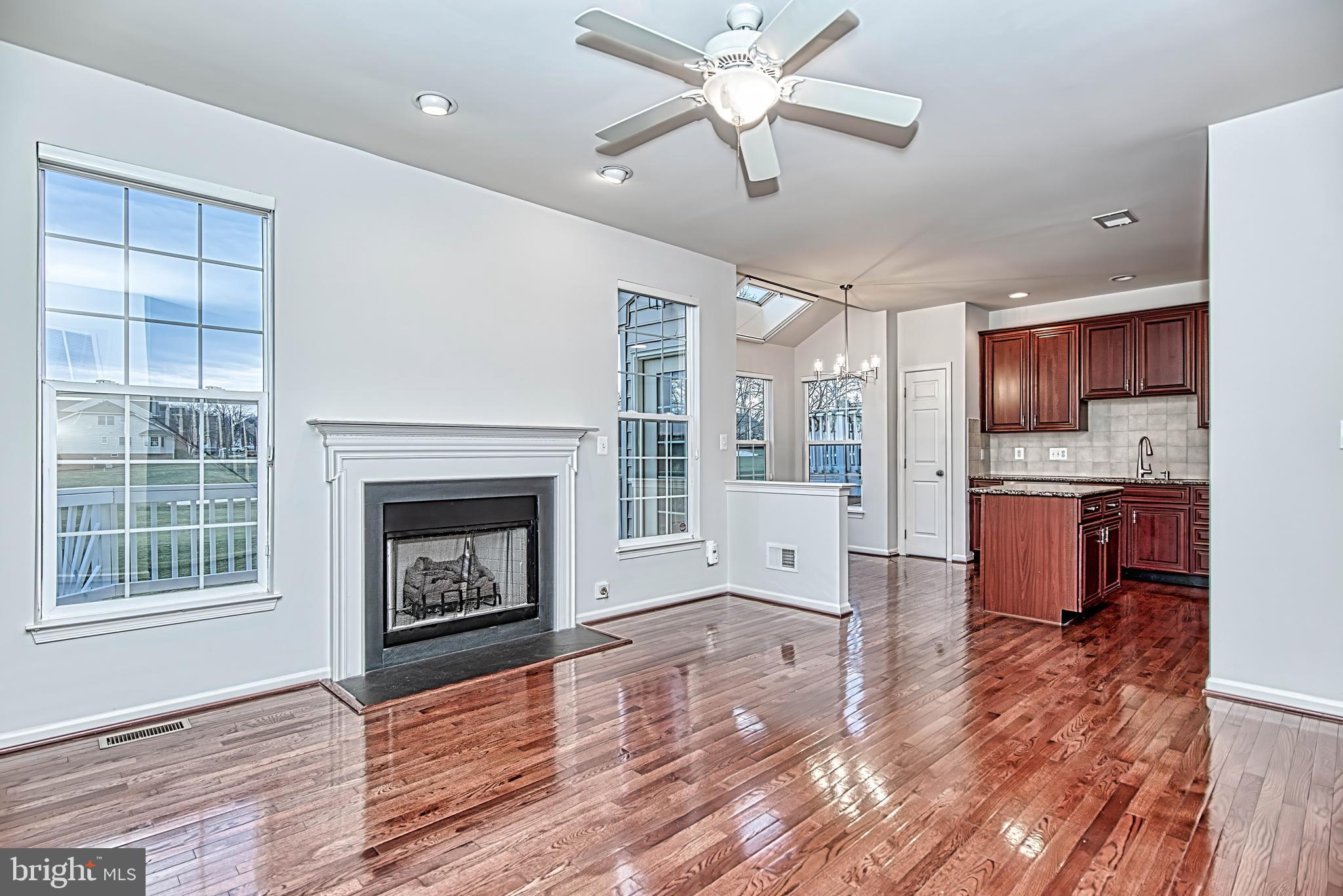 BELMONT COUNTRY CLUB - Residential Lease