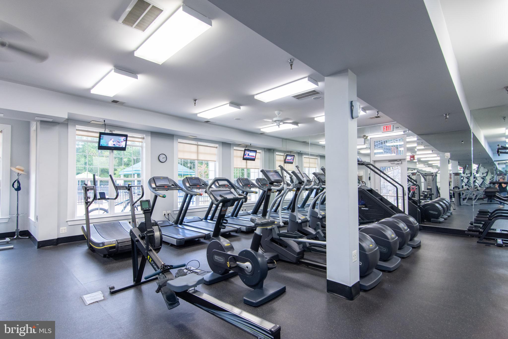 BELMONT COUNTRY CLUB - Residential Lease