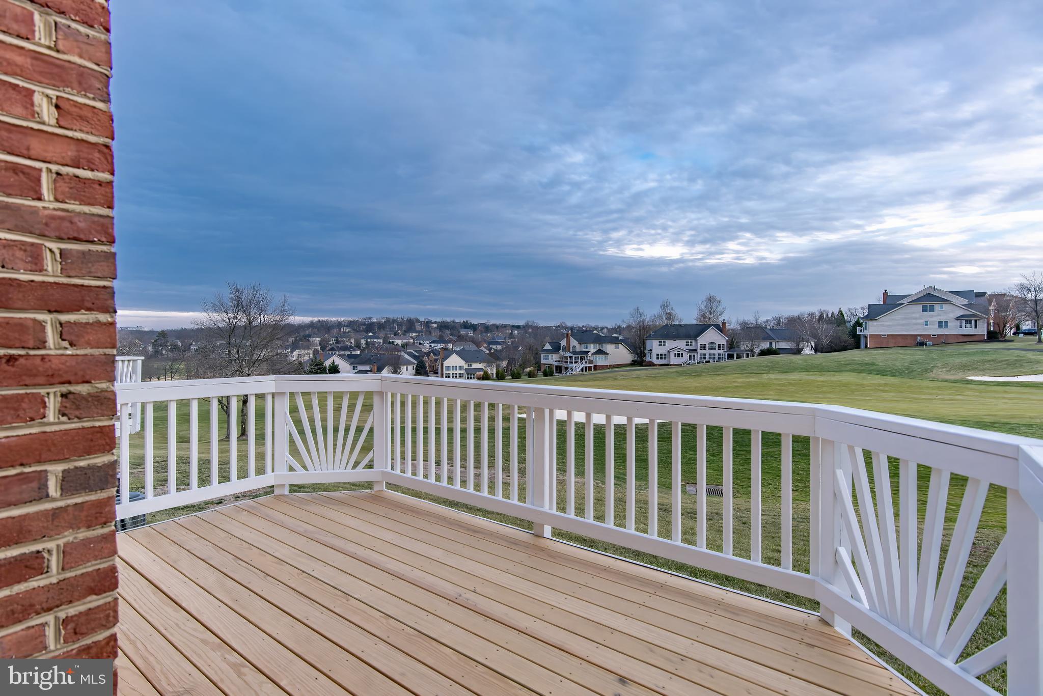 BELMONT COUNTRY CLUB - Residential Lease