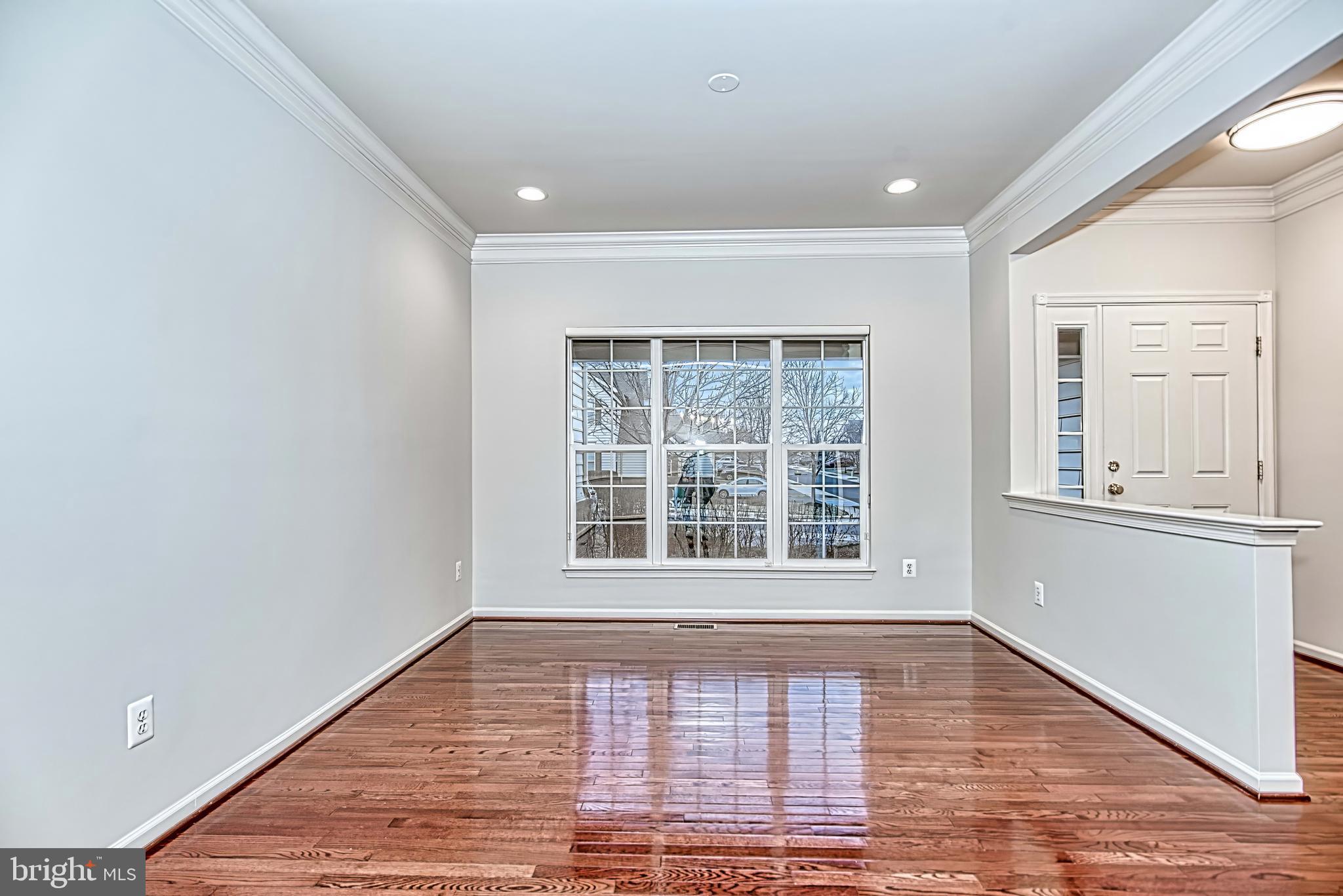 BELMONT COUNTRY CLUB - Residential Lease