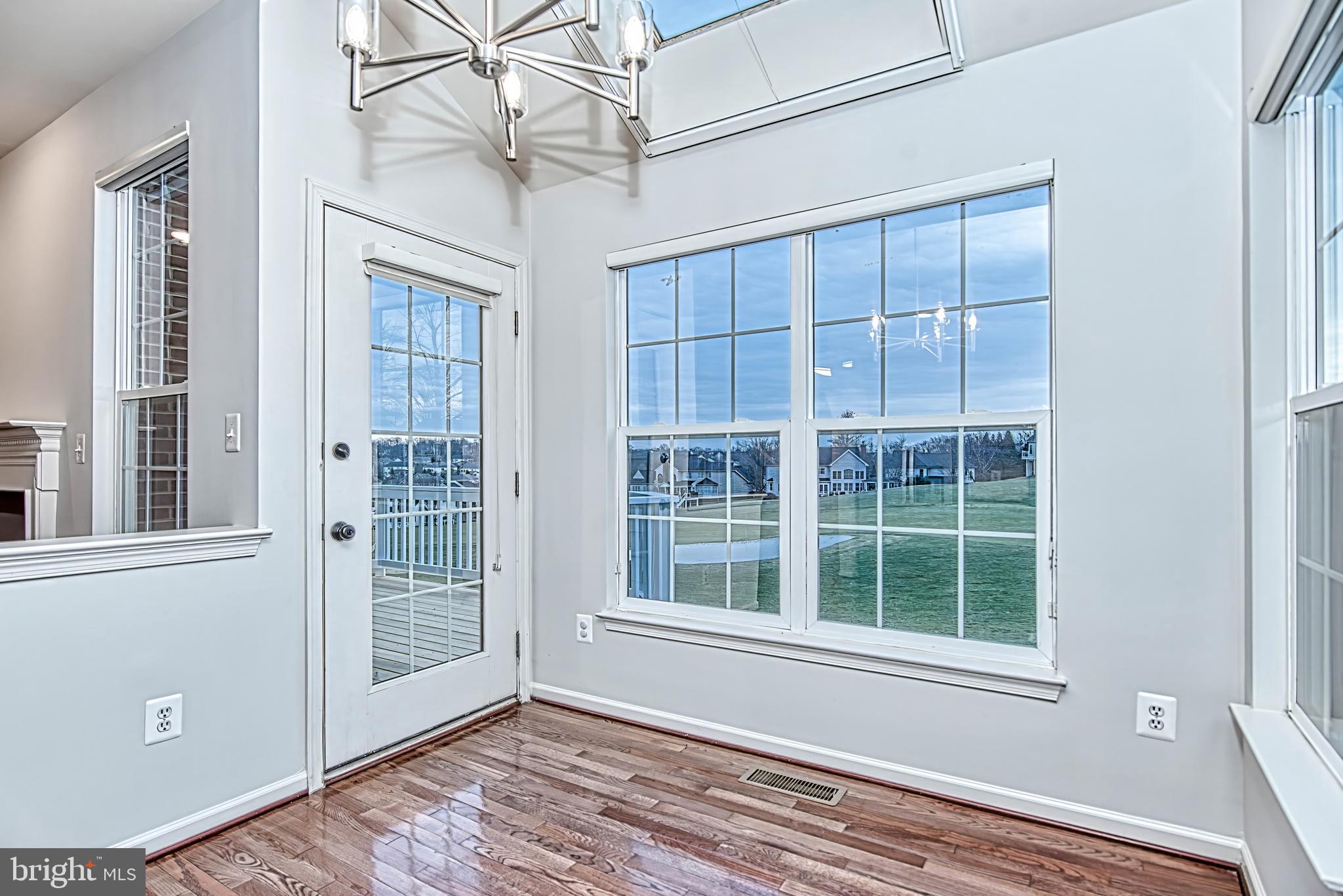 BELMONT COUNTRY CLUB - Residential Lease