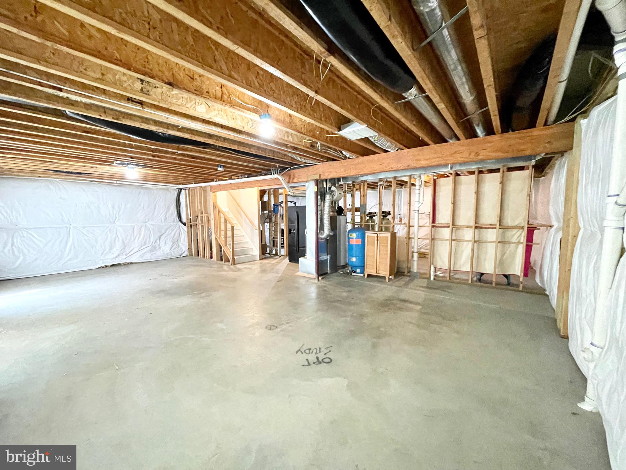 WELLINGTON CHASE ON THE RAPPAHANNOCK - Residential